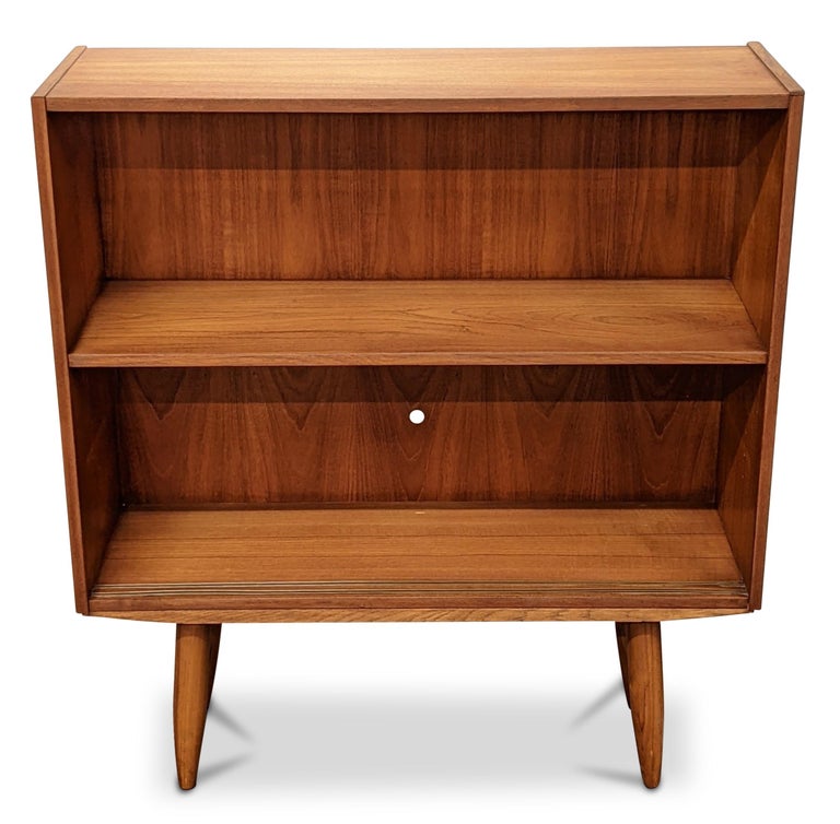 Vintage Danish Mid Century Teak Bookcase "5816" at 1stDibs