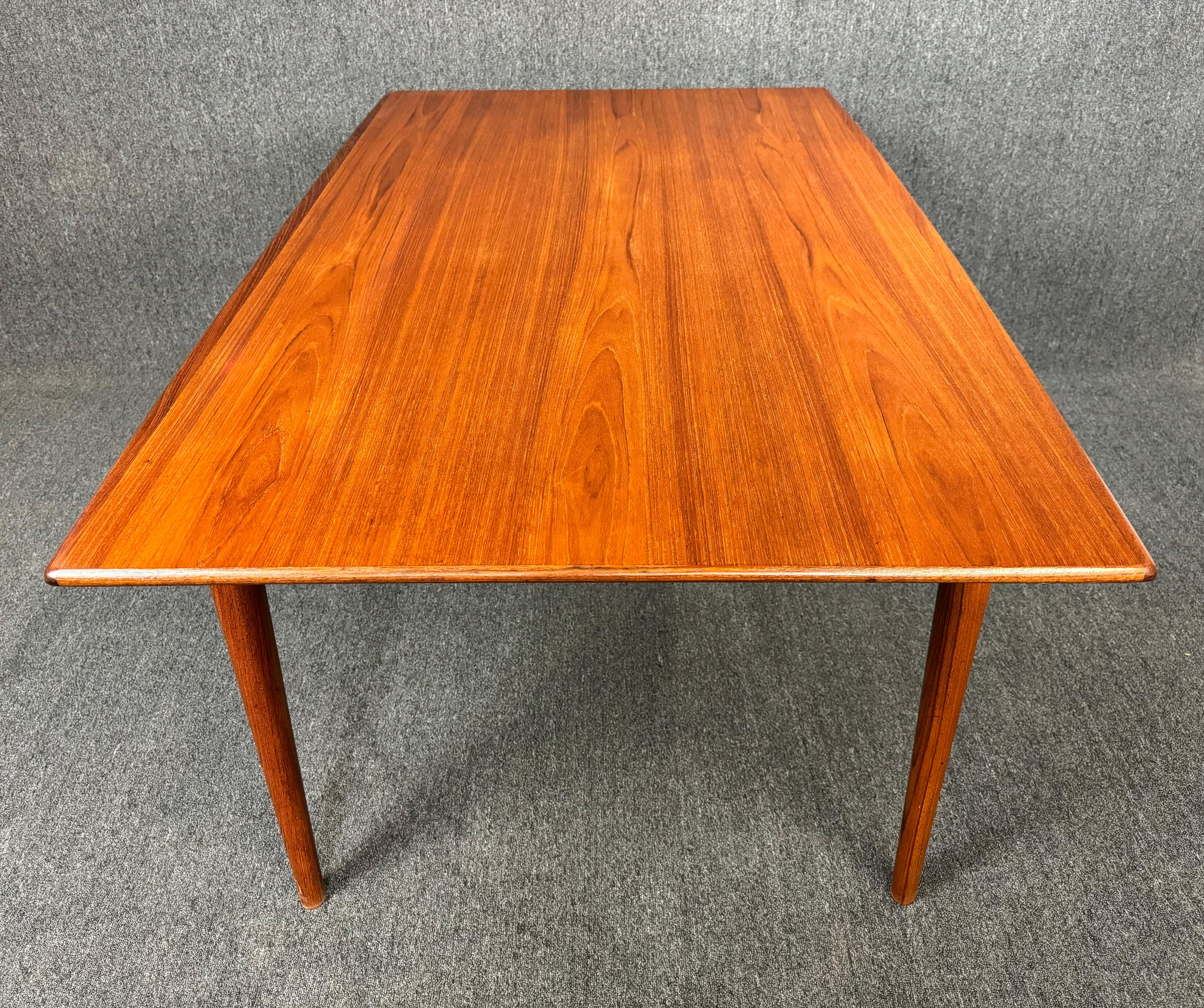 Dänischer Vintage-Esstisch „Boomerang“ aus Teakholz von Alfred Christensen aus der Mitte des Jahrhunderts im Angebot 1