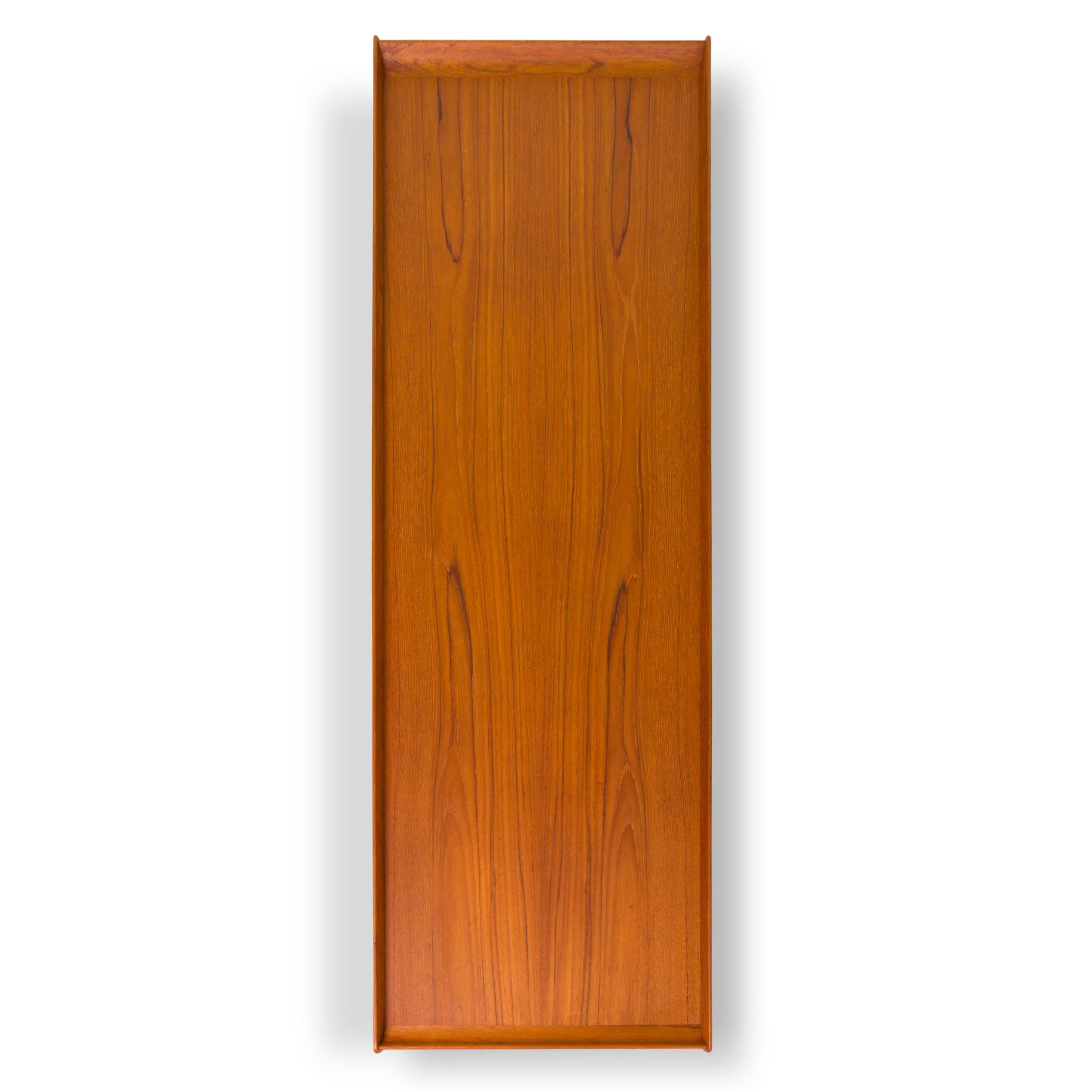 Tavolino danese d'epoca in teak del medio secolo in vendita 3