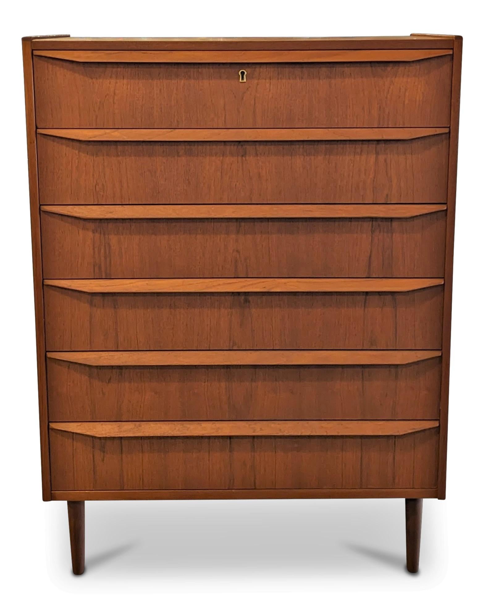Mid-Century Modern Vintage Danish Mid Century Teak Dresser - 072325