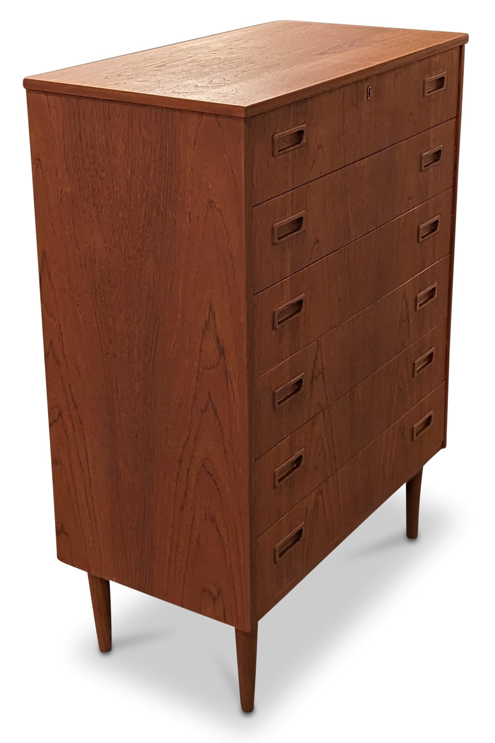 Mid-Century Modern Vintage Danish Mid Century Teak Dresser - 122205