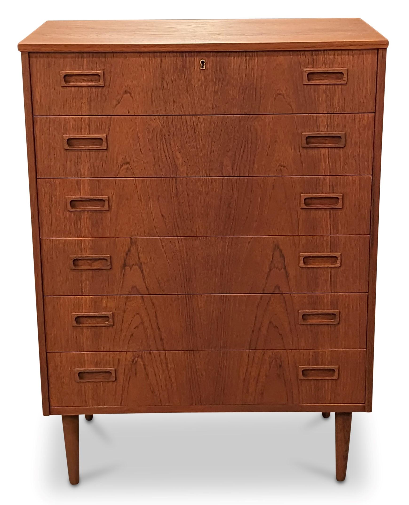 Mid-20th Century Vintage Danish Mid Century Teak Dresser - 122205