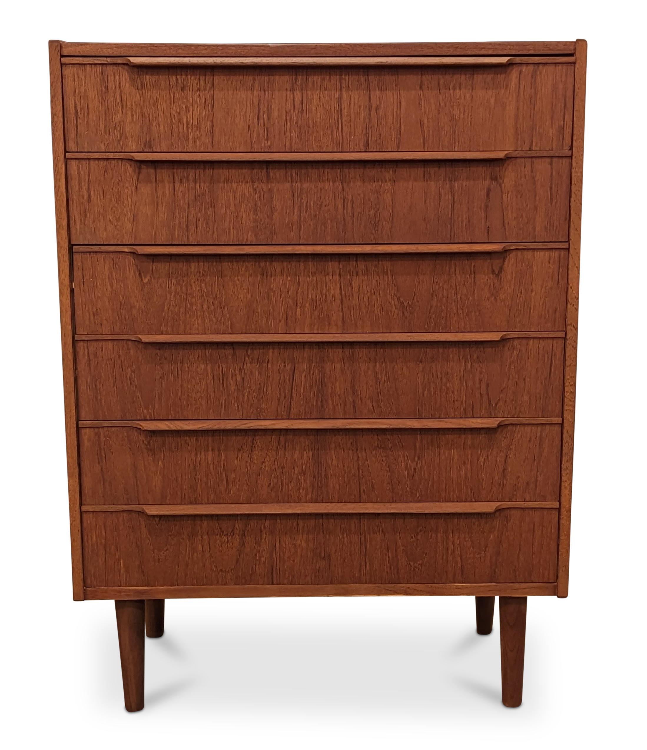 Mid-20th Century Vintage Danish Mid Century Teak Dresser - 122245