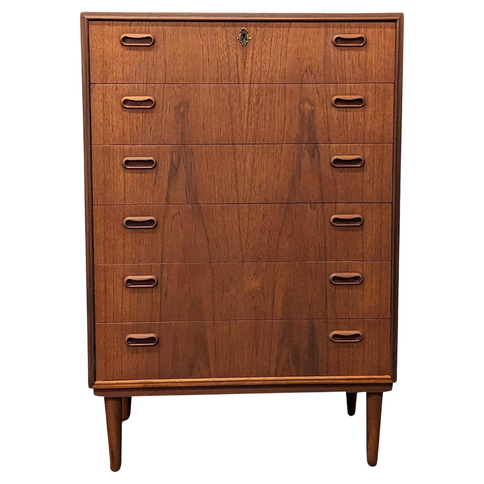 Vintage Danish Mid century Teak Dresser - 122373 For Sale