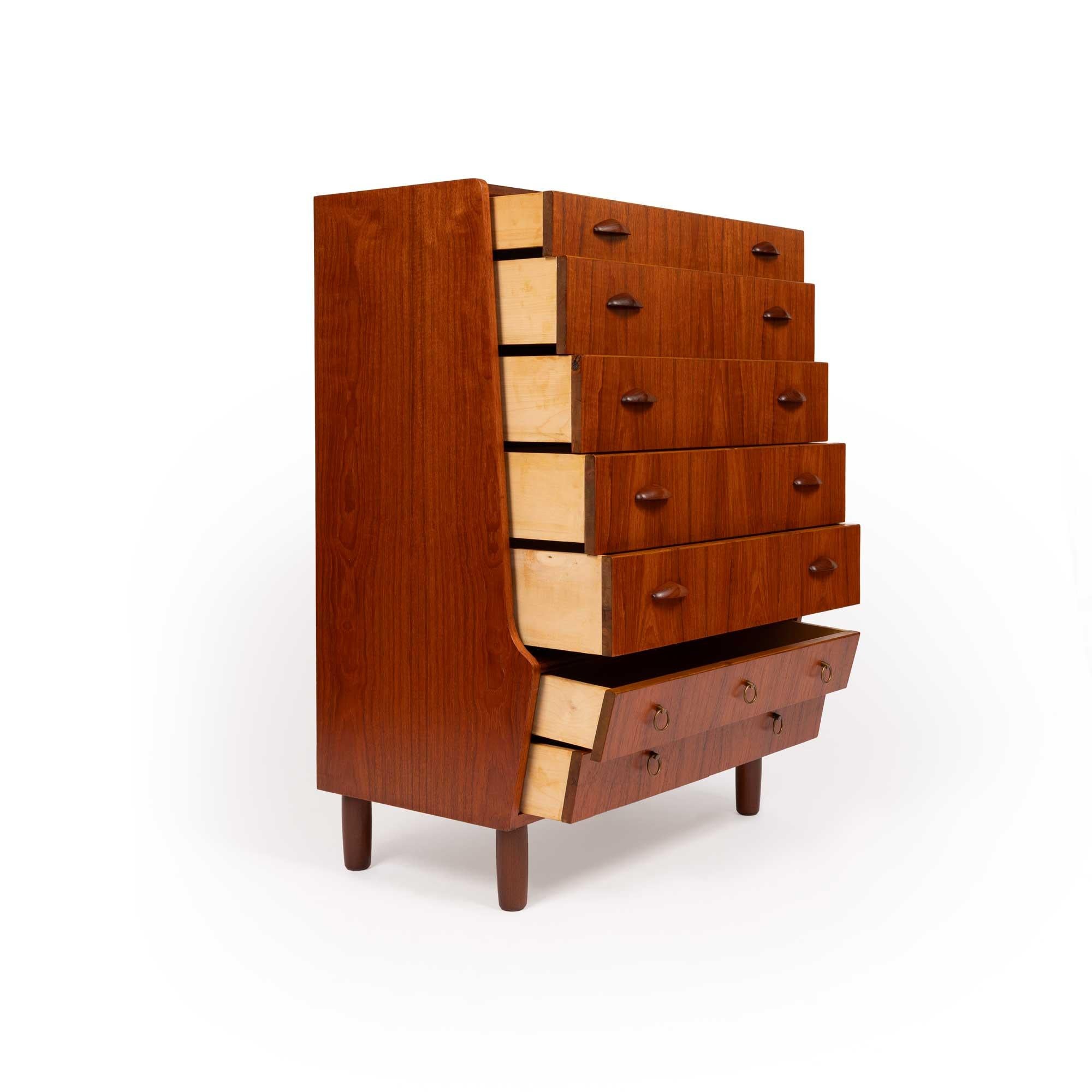 Mid-Century Modern Vintage Danish Mid-Century Teak Eight Drawer Dresser 1960s