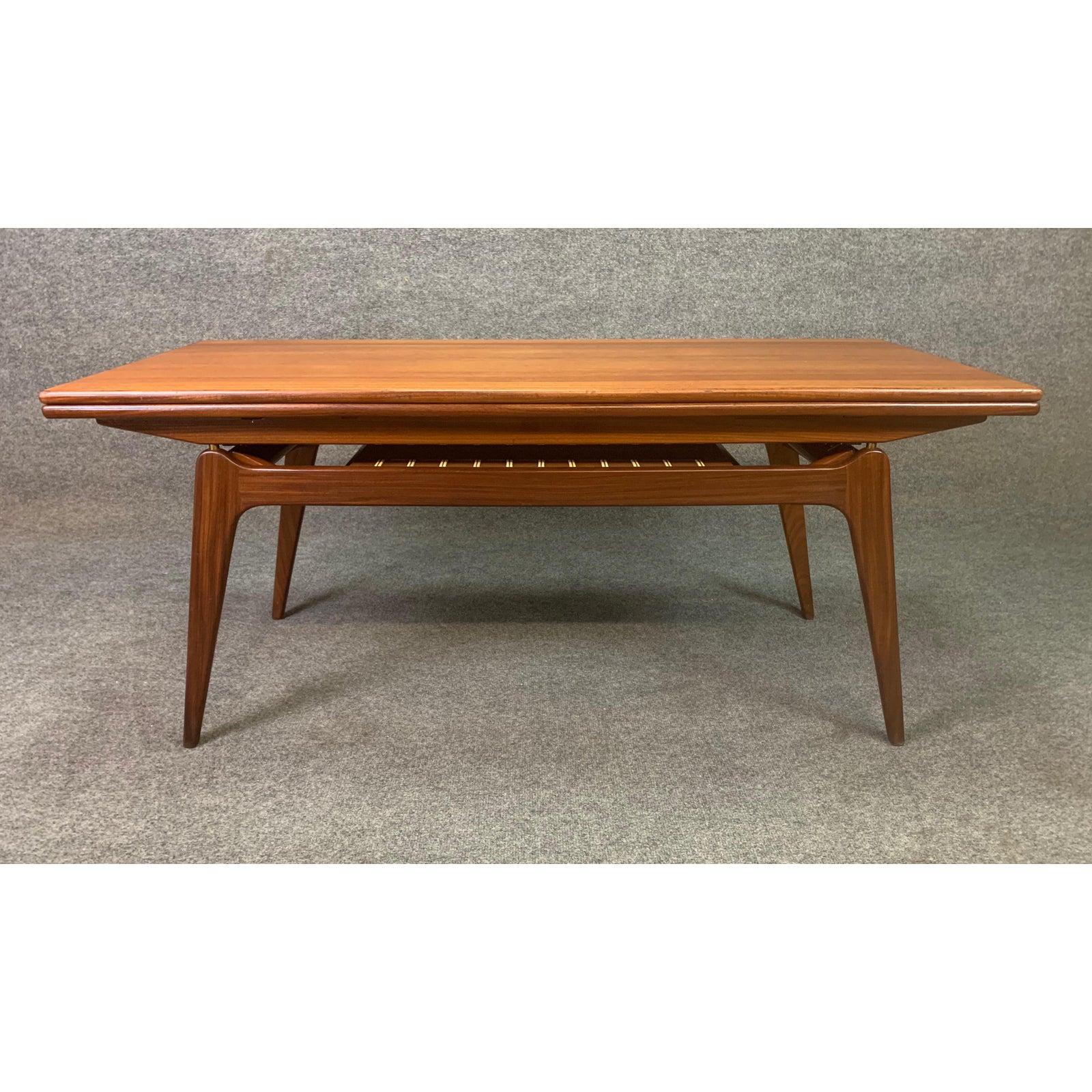 Vintage Danish Midcentury Teak Elevator Coffee-Dining Table by B.C. Mobler In Good Condition In San Marcos, CA