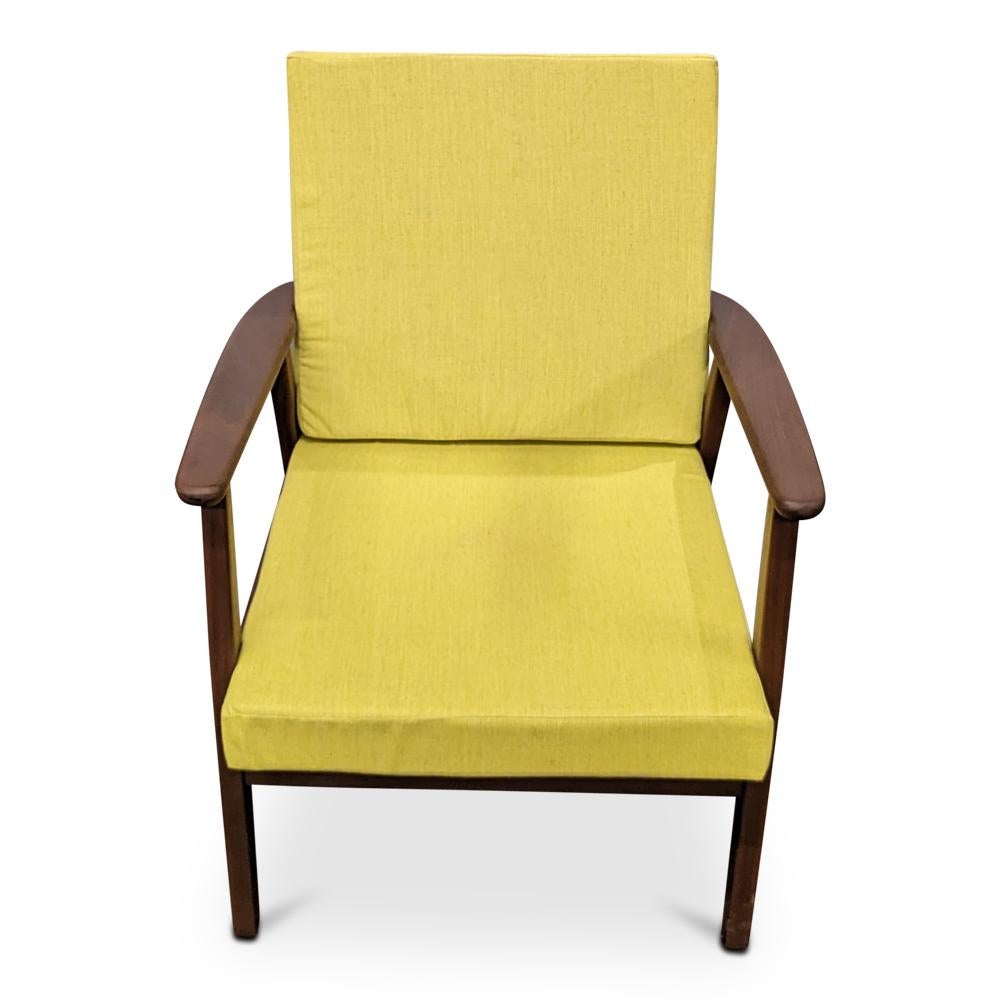 Mid-Century Modern Vintage Danish Mid Century Teak Lounge Chair - 0823151 For Sale