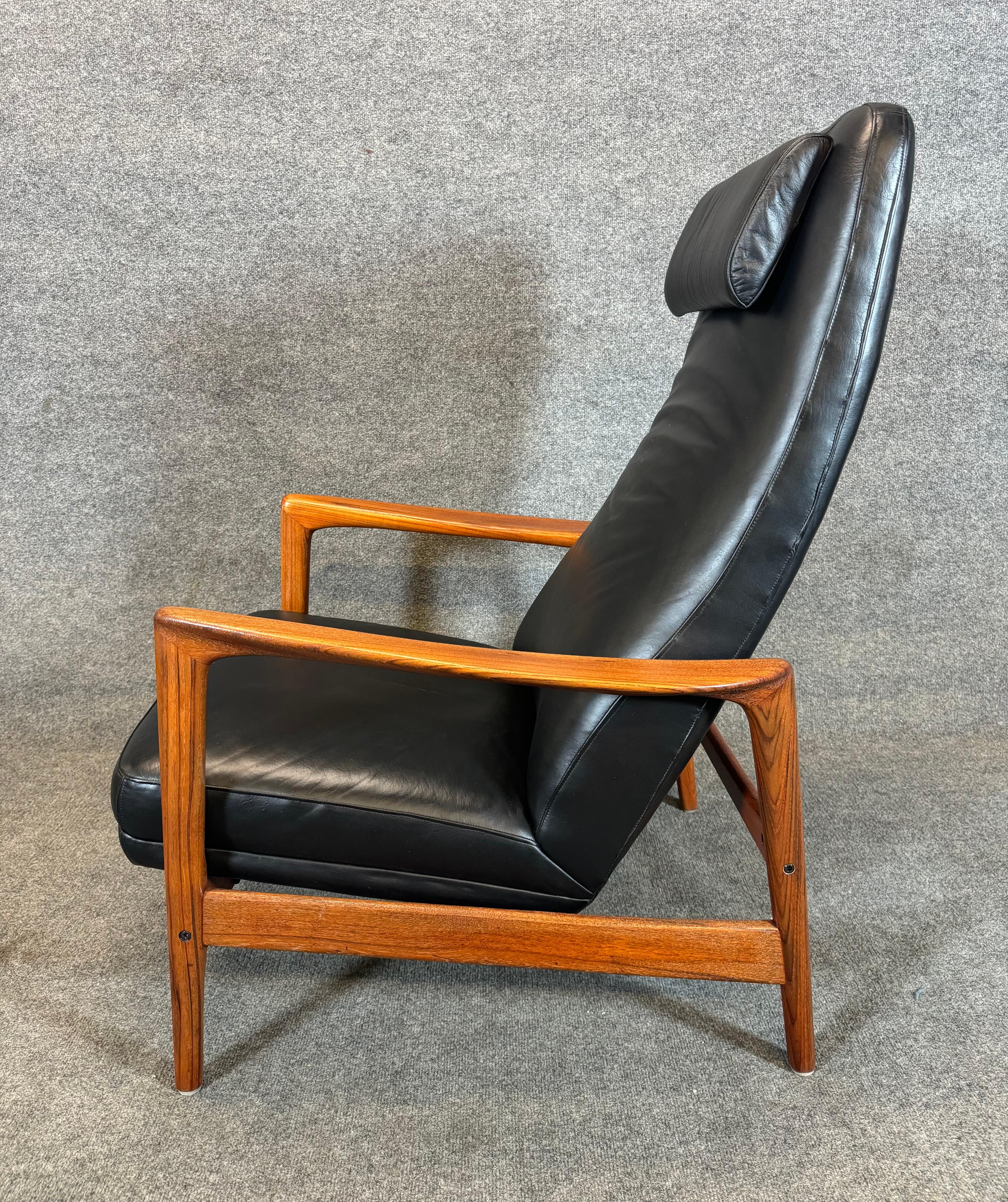 Vintage Danish Mid Century Teak Lounge Chair + Ottoman by Folke Ohlsson for DUX In Good Condition In San Marcos, CA