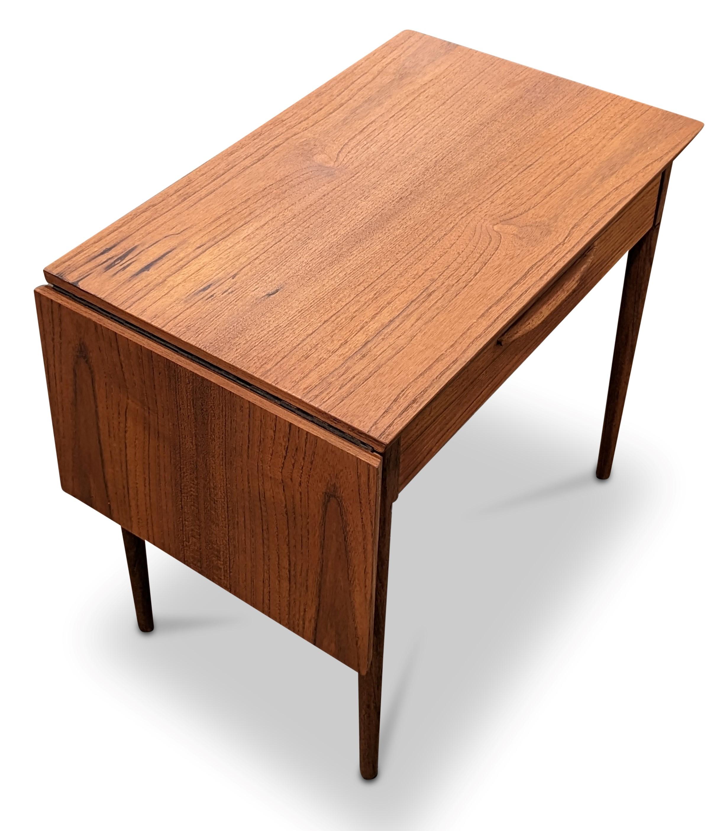 Vintage Danish Mid Century Teak Sewing / Side Table w Leaf - 122207 In Good Condition In Jersey City, NJ
