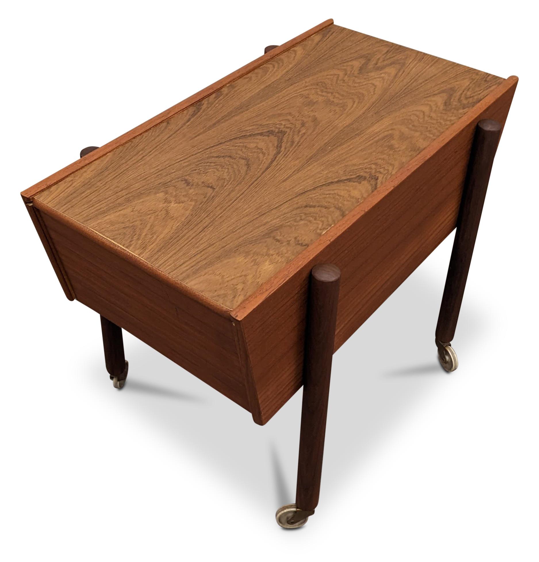 Vintage Danish Midcentury Teak Sewing Table, 022359 In Excellent Condition In Jersey City, NJ