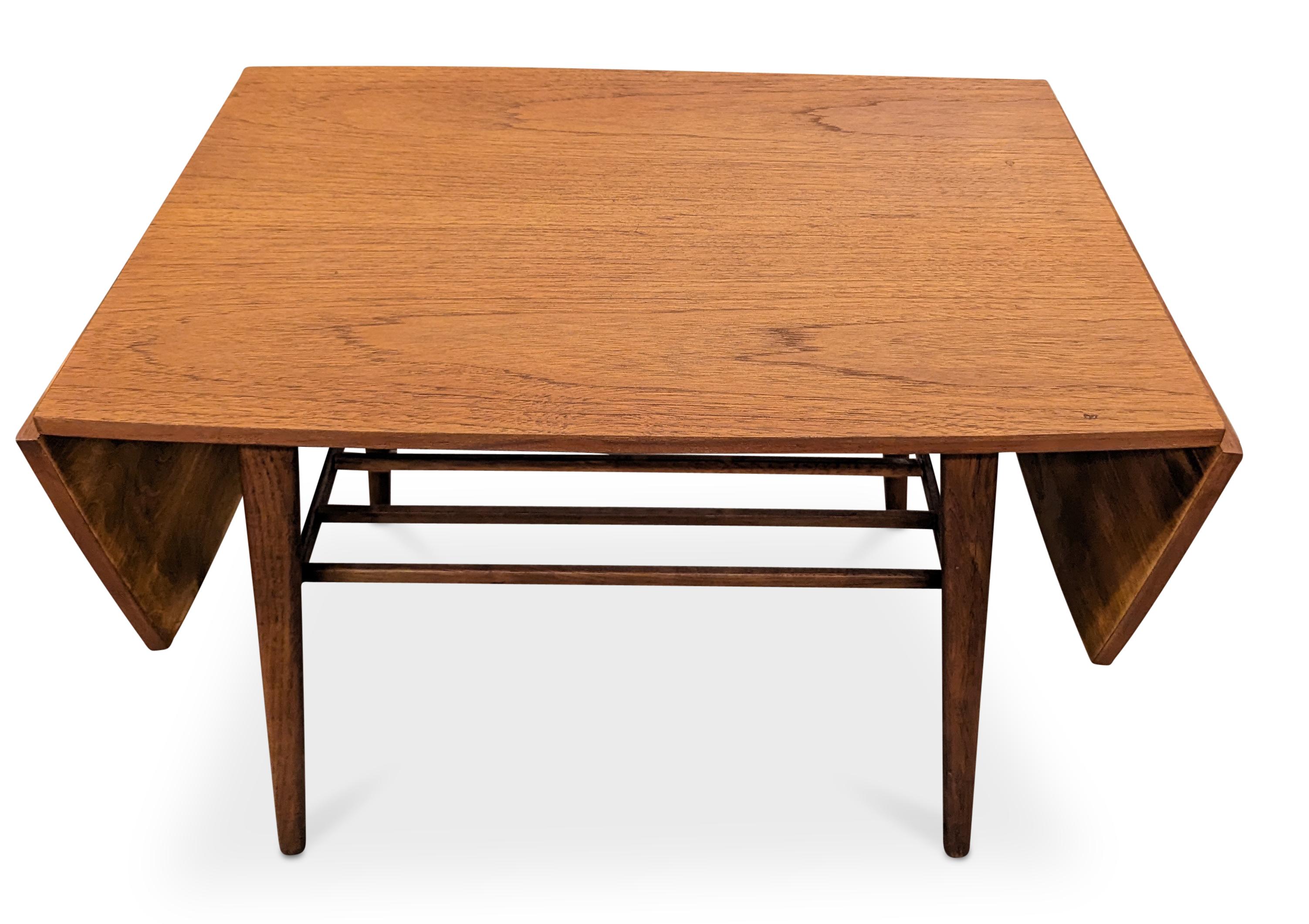 Vintage Danish Mid Century Teak Side / Coffee Table - 022416 In Good Condition For Sale In Brooklyn, NY