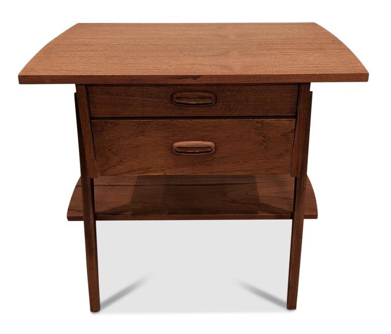 Vintage Danish Mid Century Teak Side Table "8010" at 1stDibs