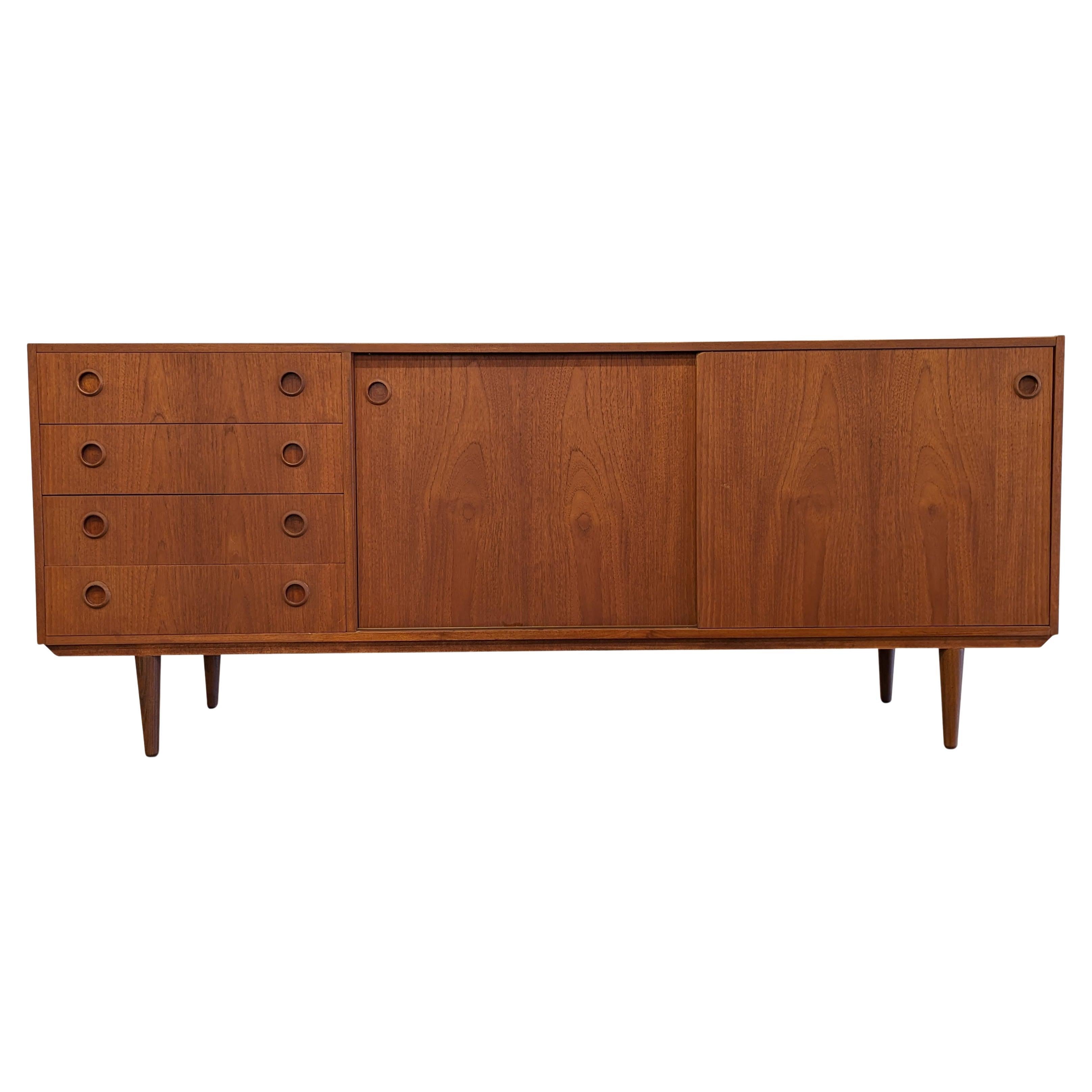 Vintage Elliot's of Newbury Midcentury Teak Retro Sideboard For Sale at