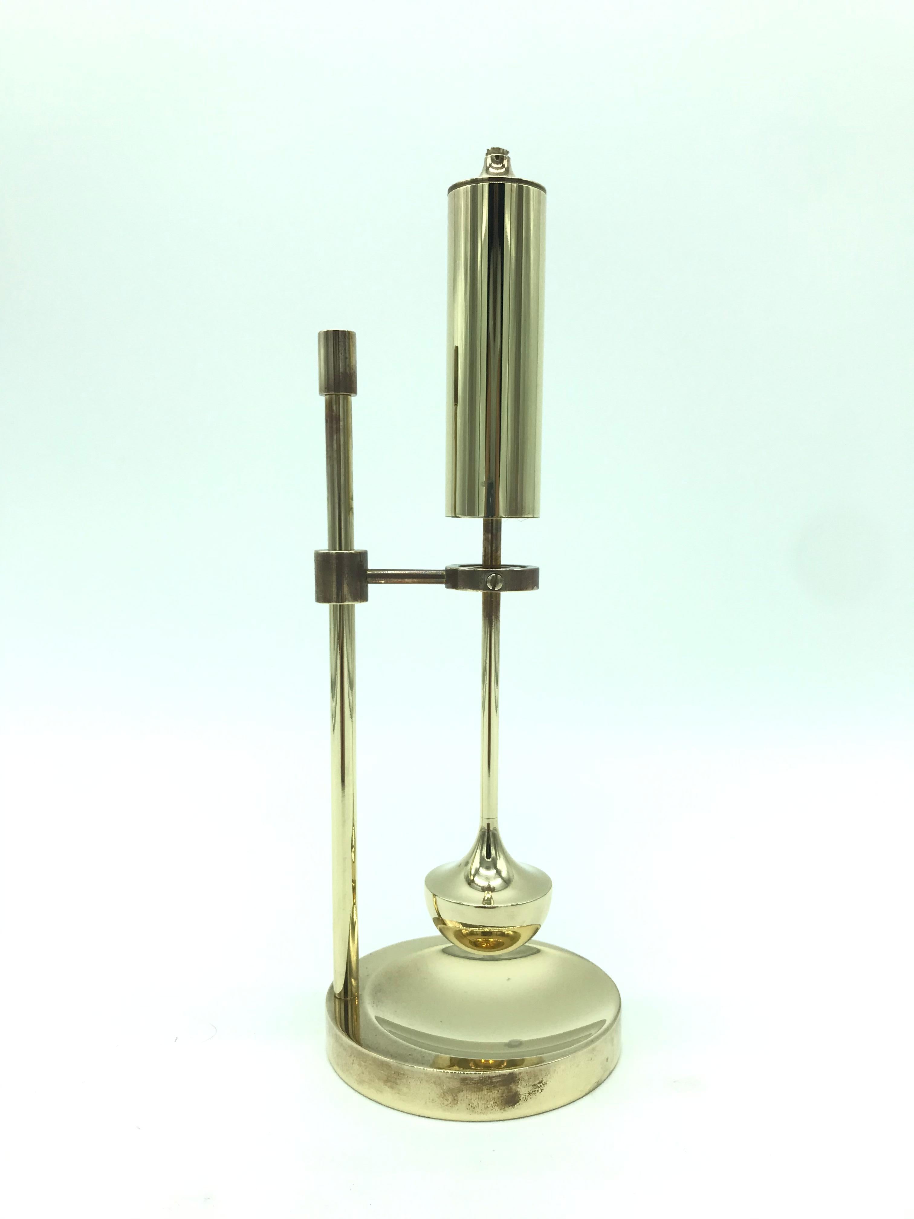 Vintage midcentury oil lamp by Ilse Ammonsen for Daproma,
Solid brass.
An extra wick will be included.
Runs on normal lamp oil. 



  