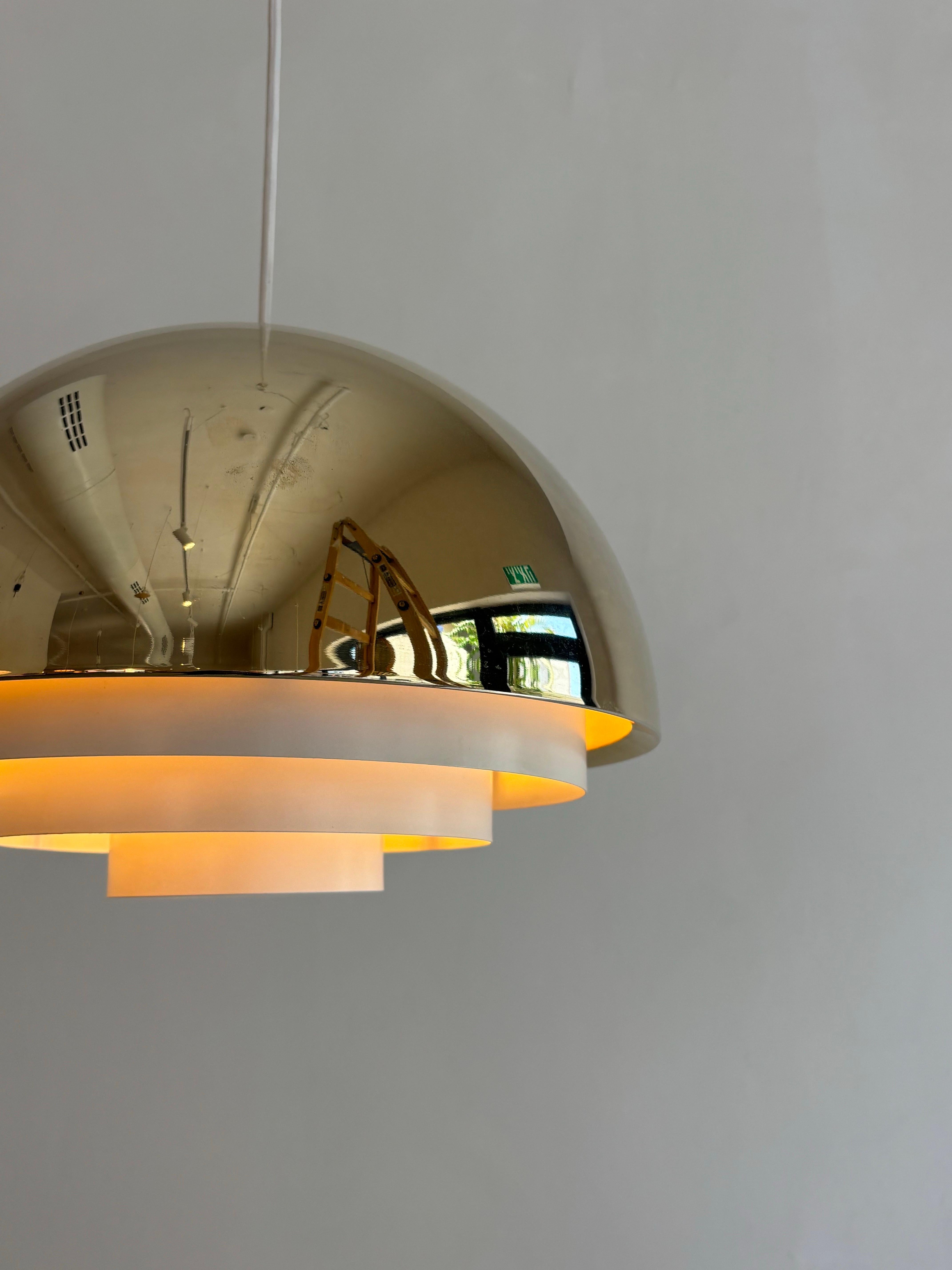 Vintage Danish ‘Milieu’ Golden Line Lamp by Jo Hammerborg for Fog & Morup, 1970s In Good Condition For Sale In Tel Aviv-Yafo, Tel Aviv District