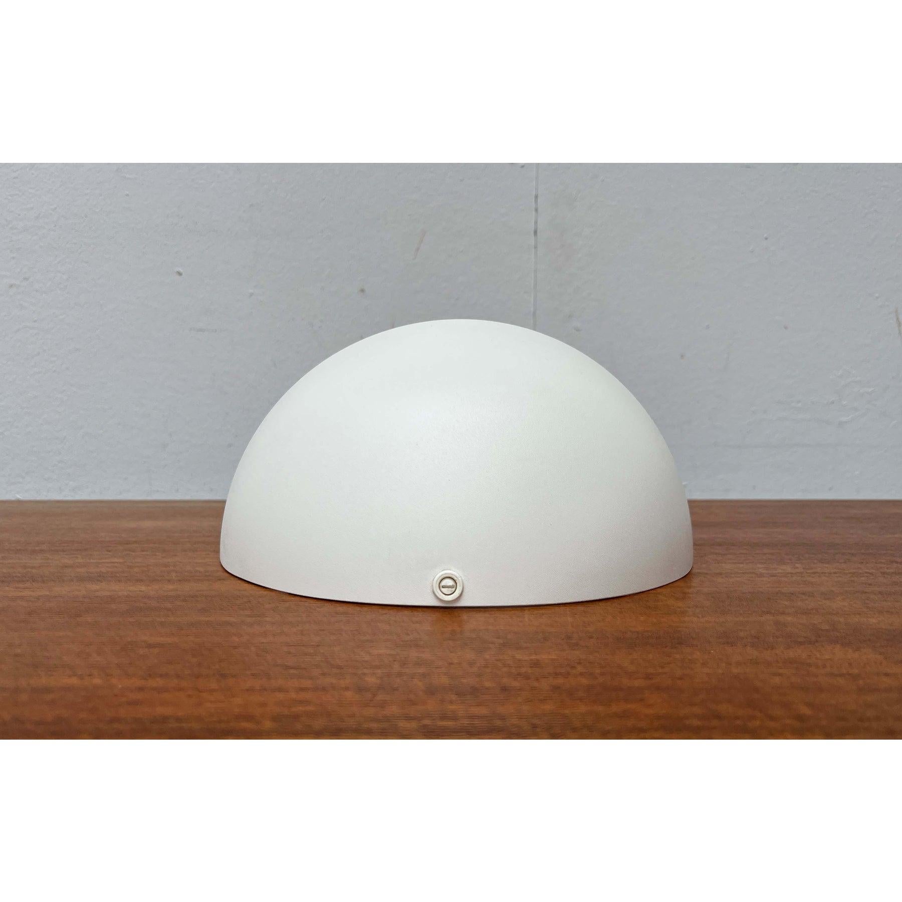 Vintage Danish Minimalist Wall Lamp from Lyskilde For Sale 2