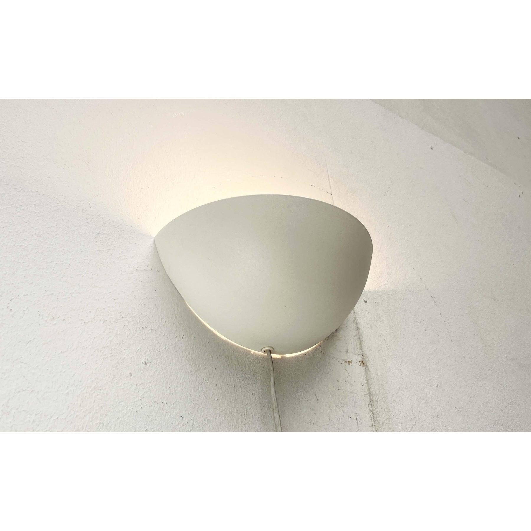 Vintage Danish Minimalist Wall Lamp from Lyskilde For Sale 3