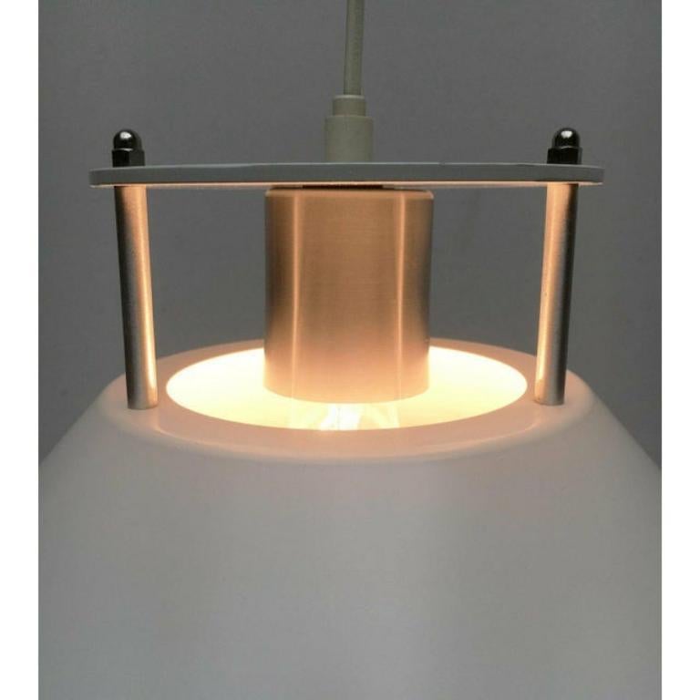 Metallo Lampada a sospensione danese d'epoca Møller di C.C. Møller Architects, anni '80 in vendita