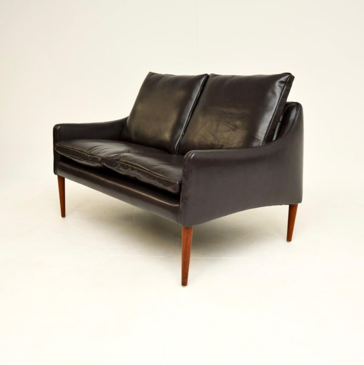 Danois Sofa danois Modèle 800 par Hans Olsen en vente