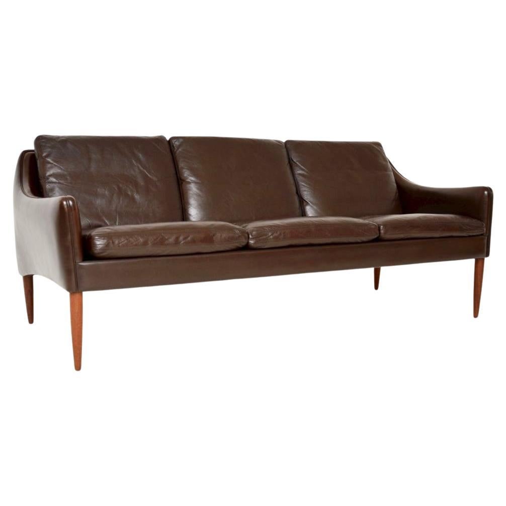 Vintage Danish Model 800 Leather Sofa by Hans Olsen For Sale