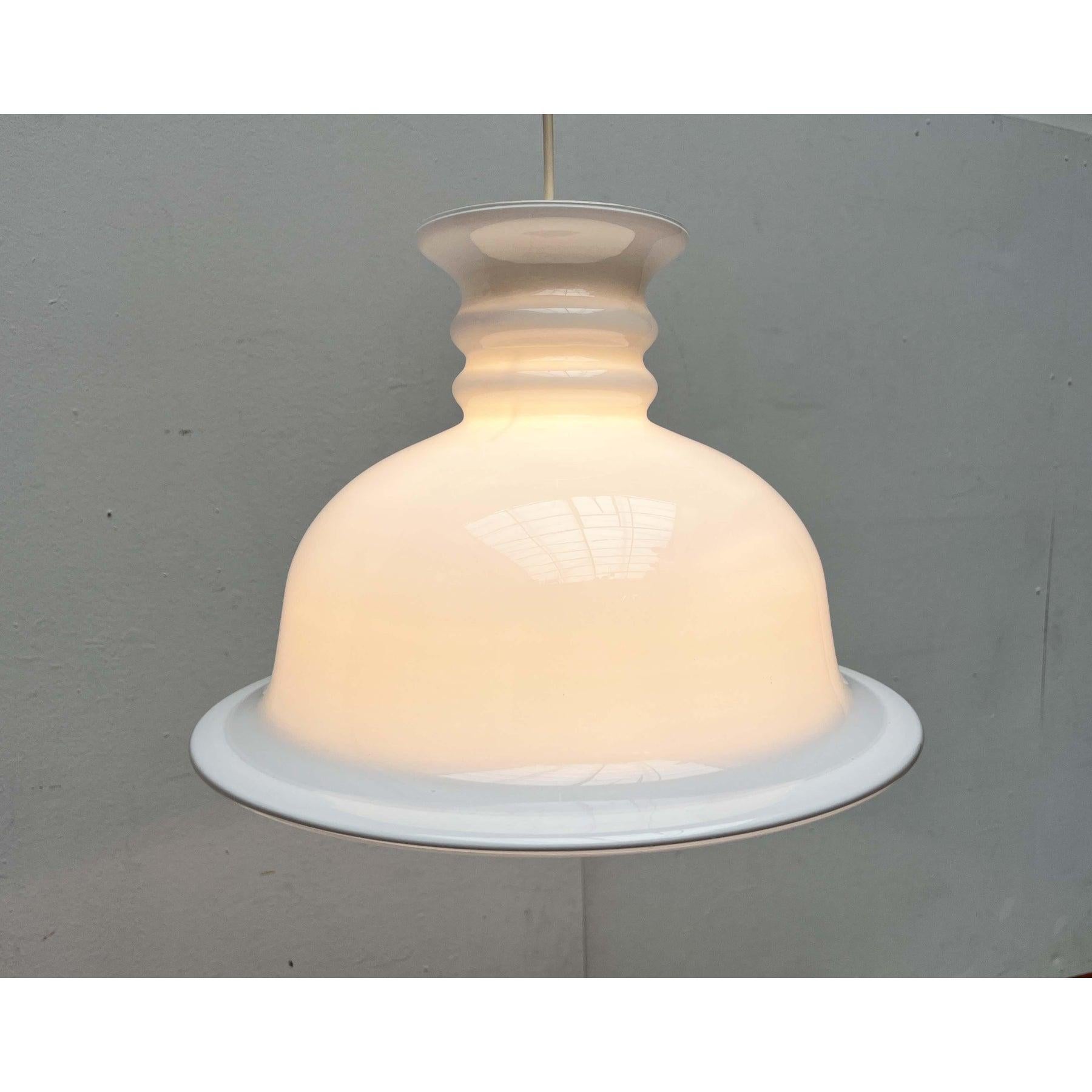 Verre Lampe suspendue vintage danoise Model No No par Sidse Werner pour Holmegaard 1980 en vente