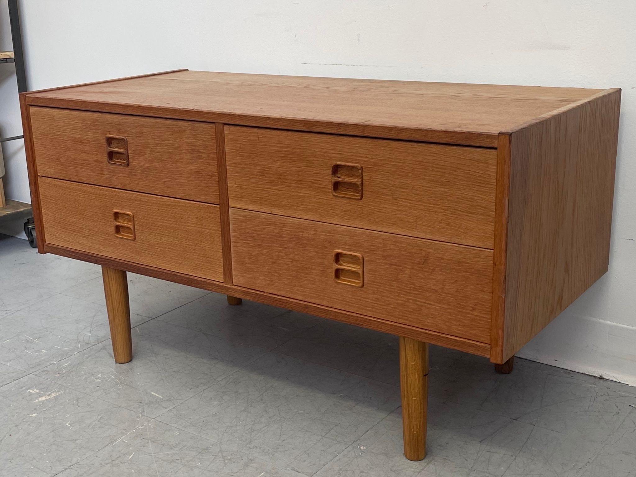 Mid-Century Modern Vintage Danish Modern 4 Drawer Dresser. For Sale