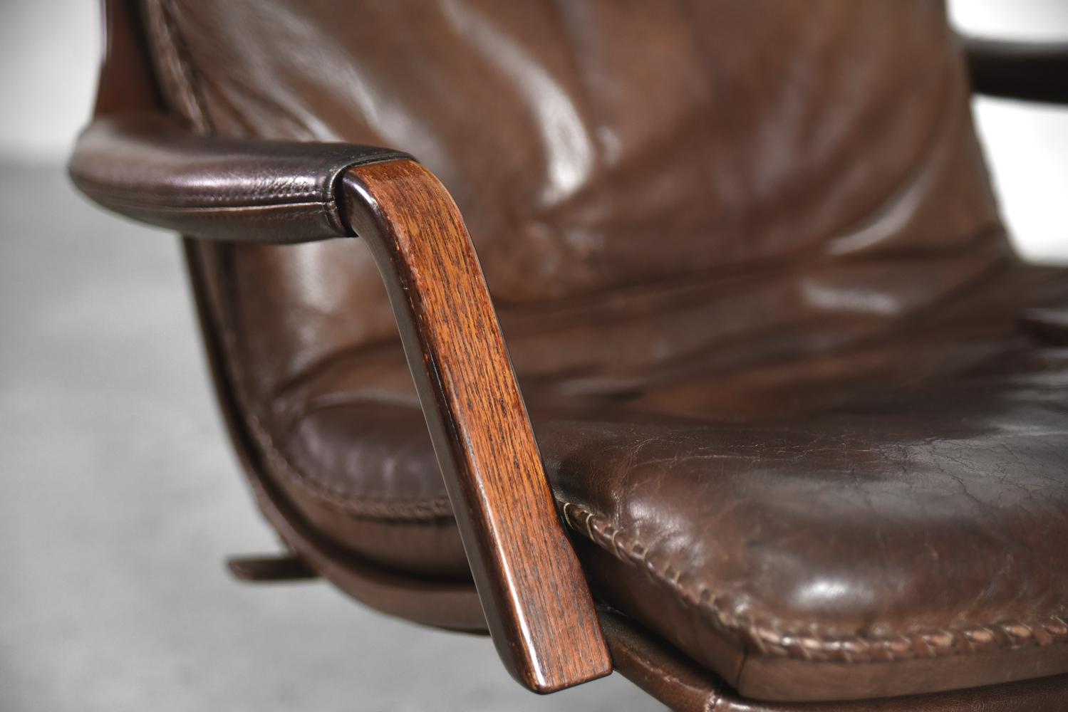 Vintage Danish Modern Brown Leather Easy Chair & Ottoman Set from Berg Furniture For Sale 1