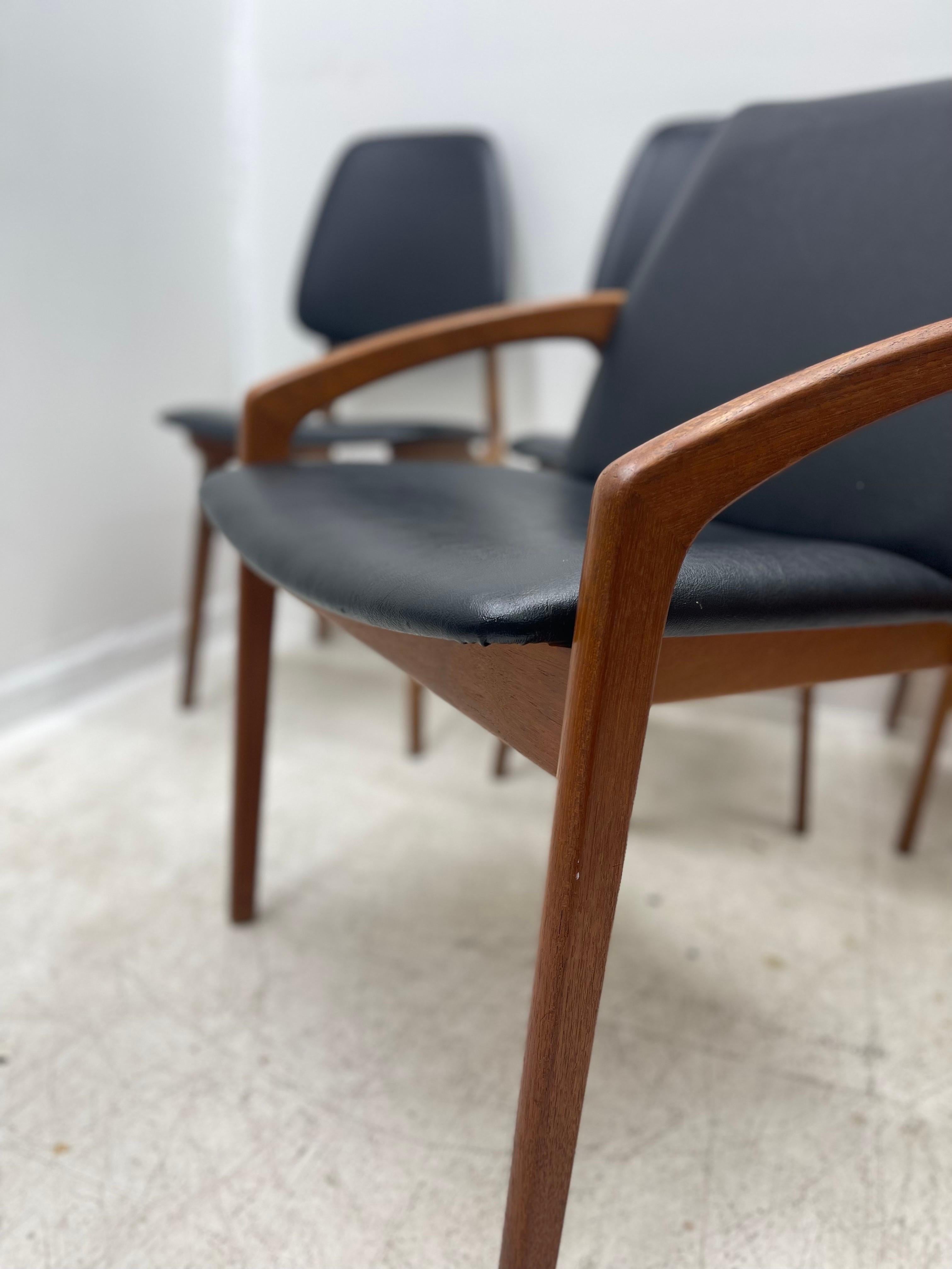 Late 20th Century Vintage Danish Modern Chairs Set of 4 For Sale