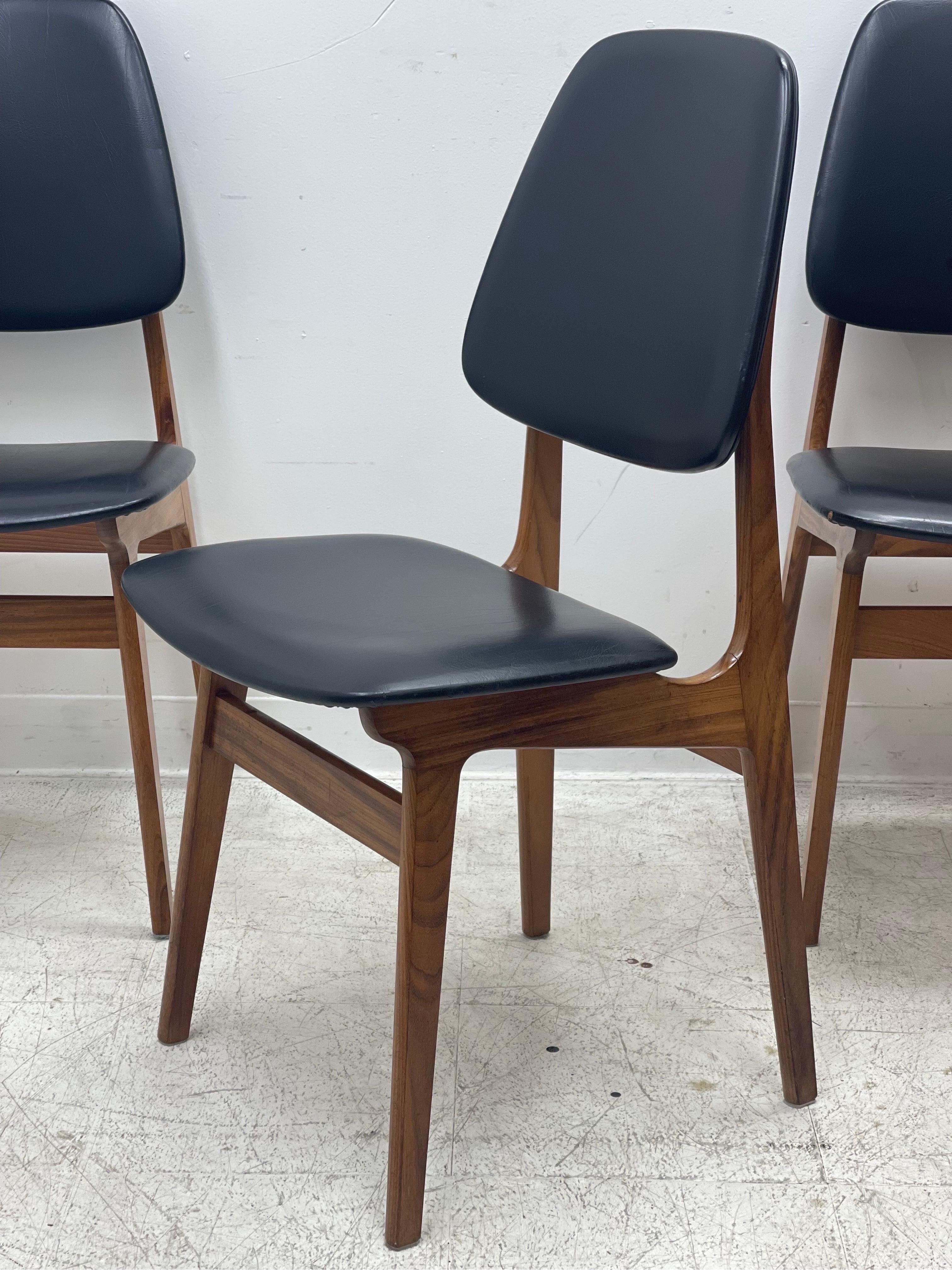 Wood Vintage Danish Modern Chairs Set of 4 For Sale