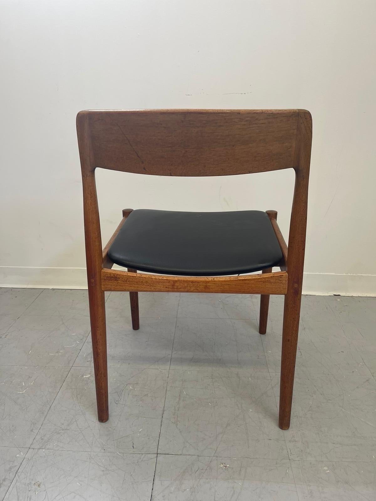 Vintage Danish Modern Dining Chairs by Jl Moller Set of 4. For Sale 4