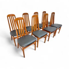 Vintage Dänisch Modern Eva Stil Teak  Esszimmerstühle - Satz von 8
