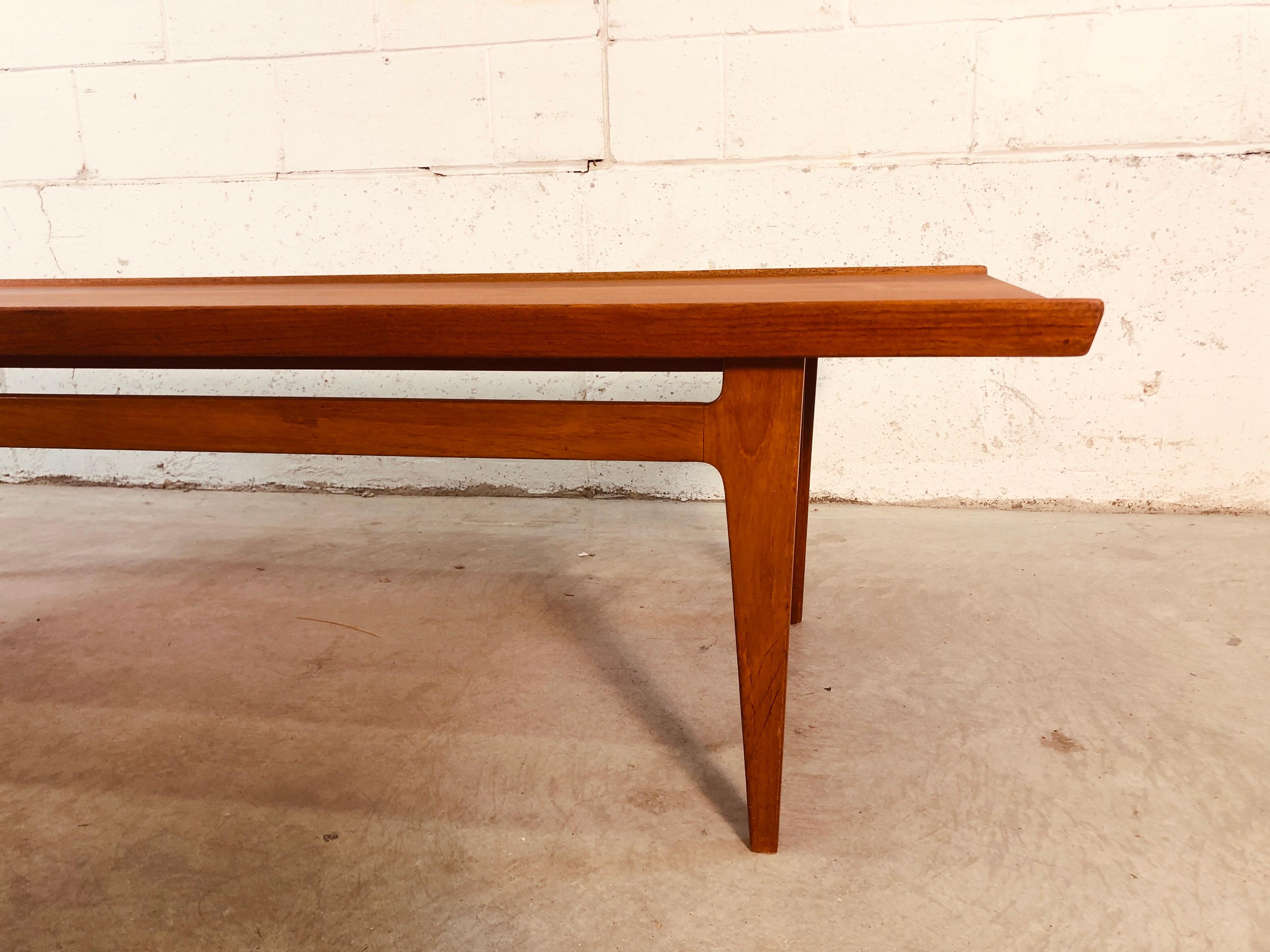 Vintage Danish Modern Finn Juhl for France & Sons Teak 532 Coffee Table In Good Condition For Sale In Amherst, NH