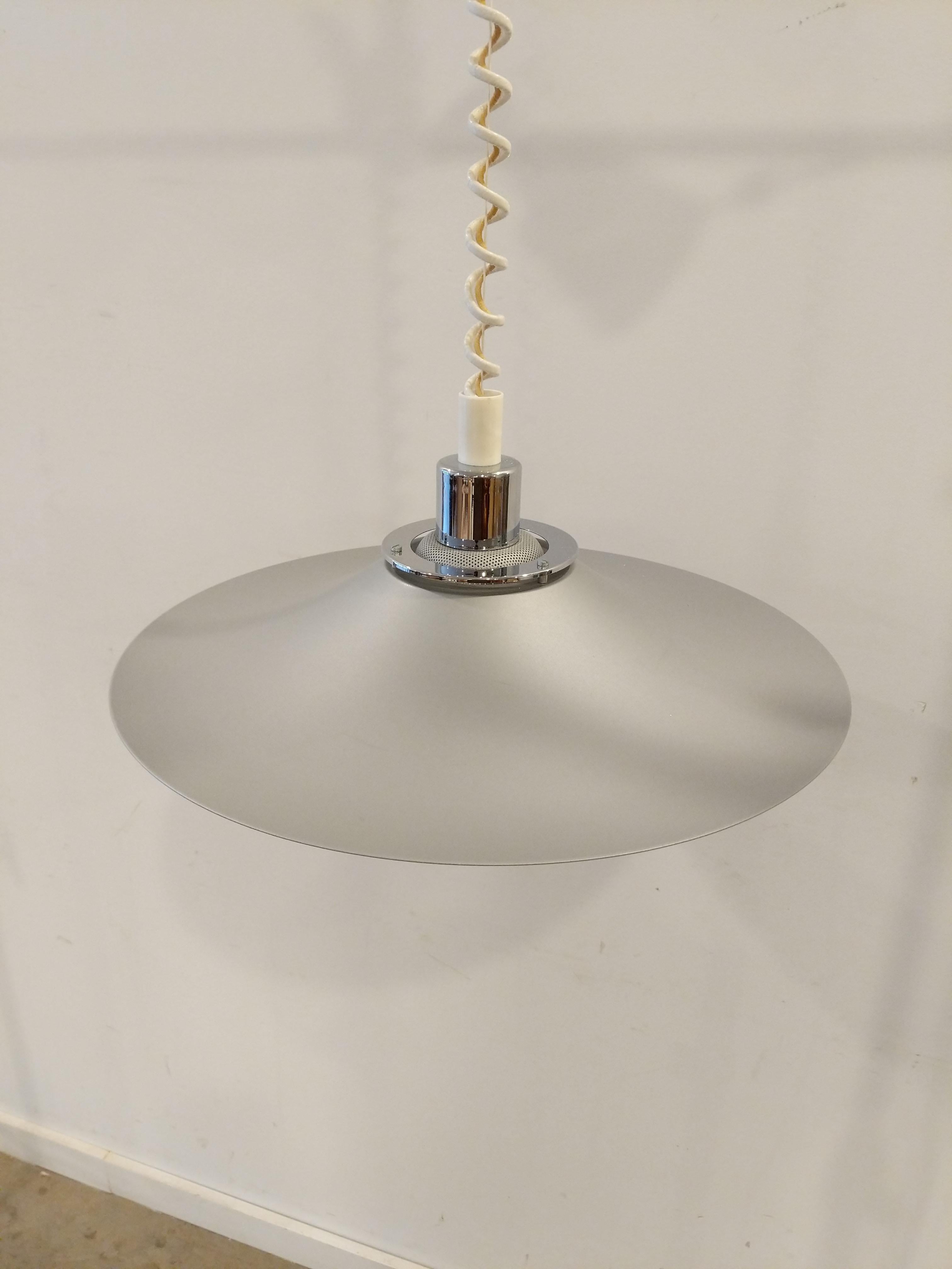 Authentic vintage mid century Danish / Scandinavian Modern hanging lamp / ceiling lamp / pendant light.


