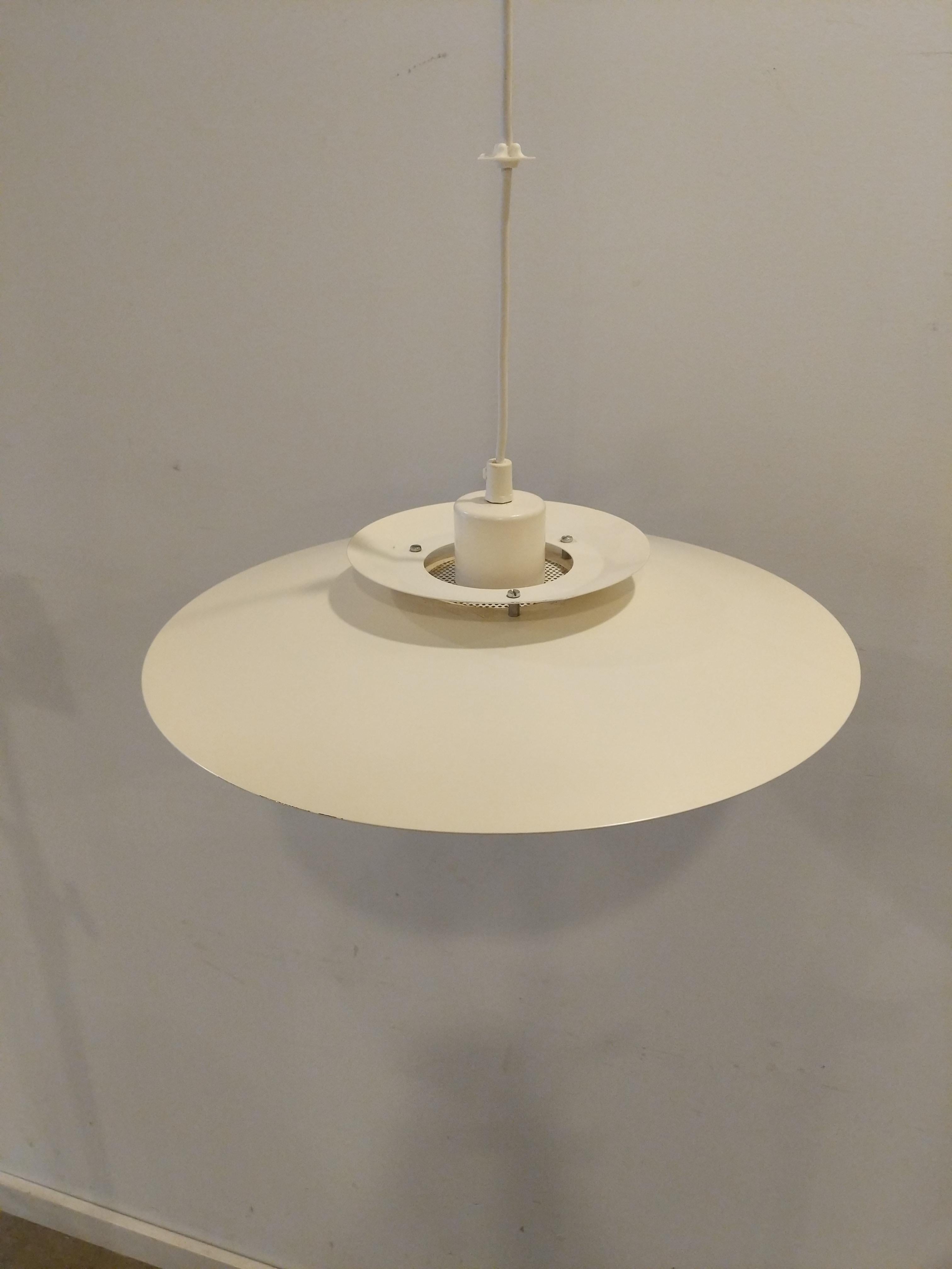 Authentic vintage mid century Danish / Scandinavian Modern hanging lamp / ceiling lamp / pendant light.

