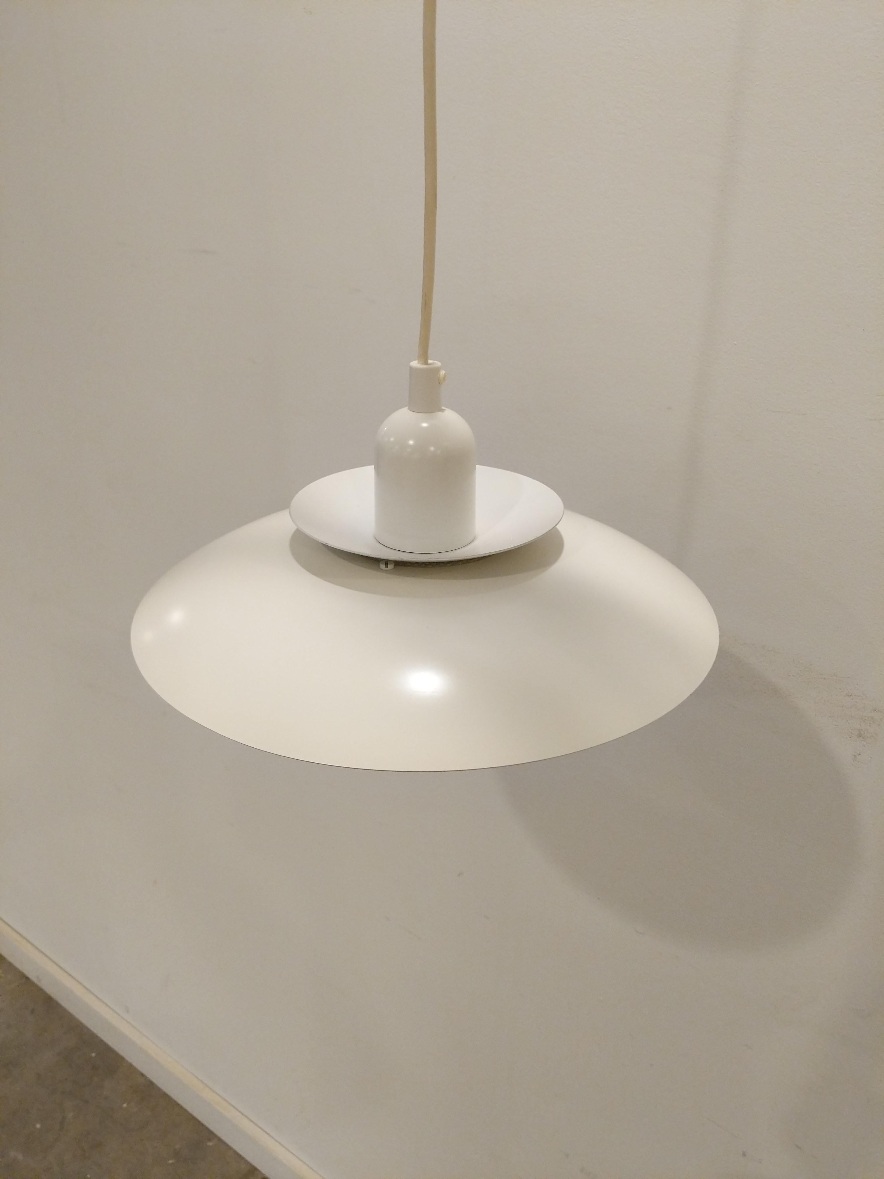 Authentic vintage mid century Danish / Scandinavian Modern hanging lamp / ceiling lamp / pendant light.

