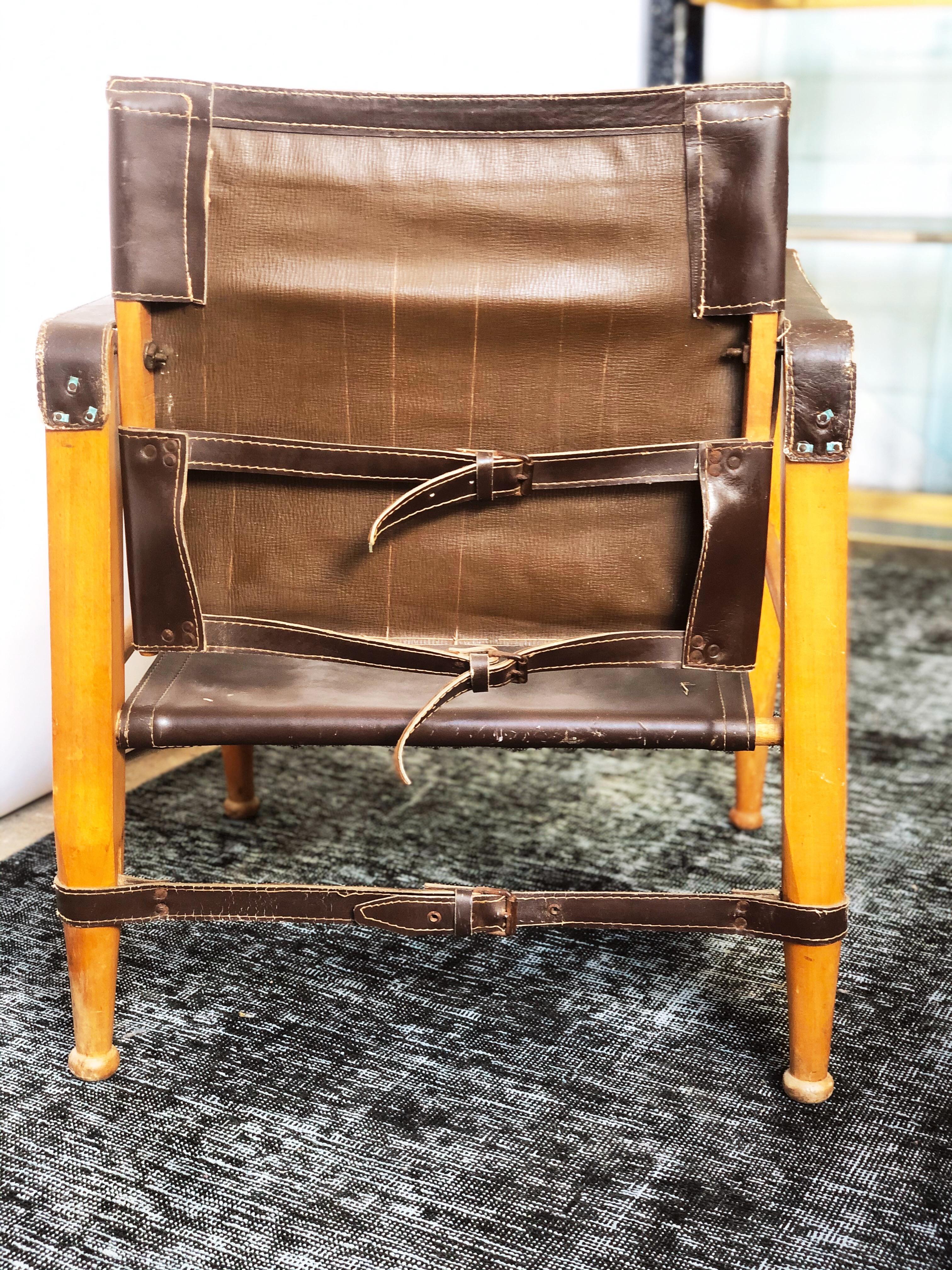 Mid-Century Modern Vintage Danish Modern Leather and Beechwood Safari Chair, circa 1960s