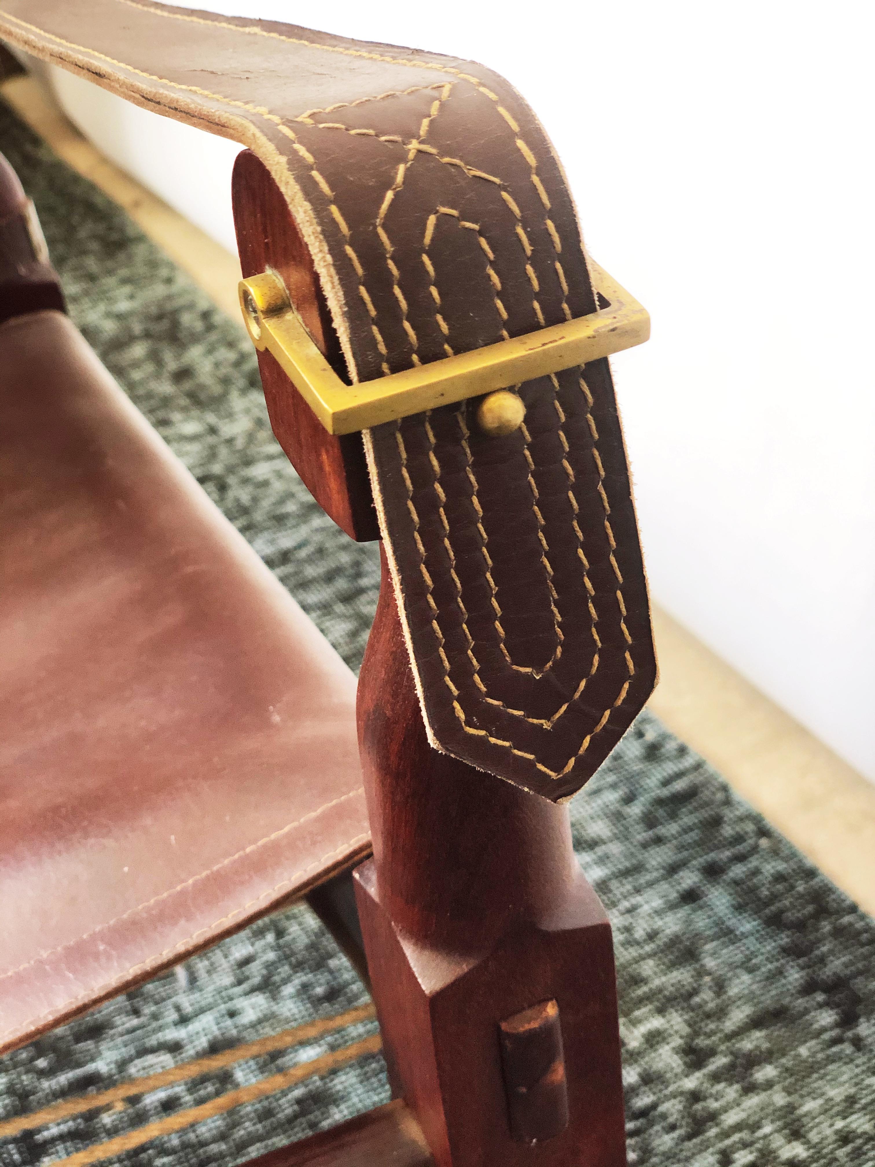 Mid-20th Century Vintage Danish Modern Leather and Mahogany Safari Chair, circa 1960s