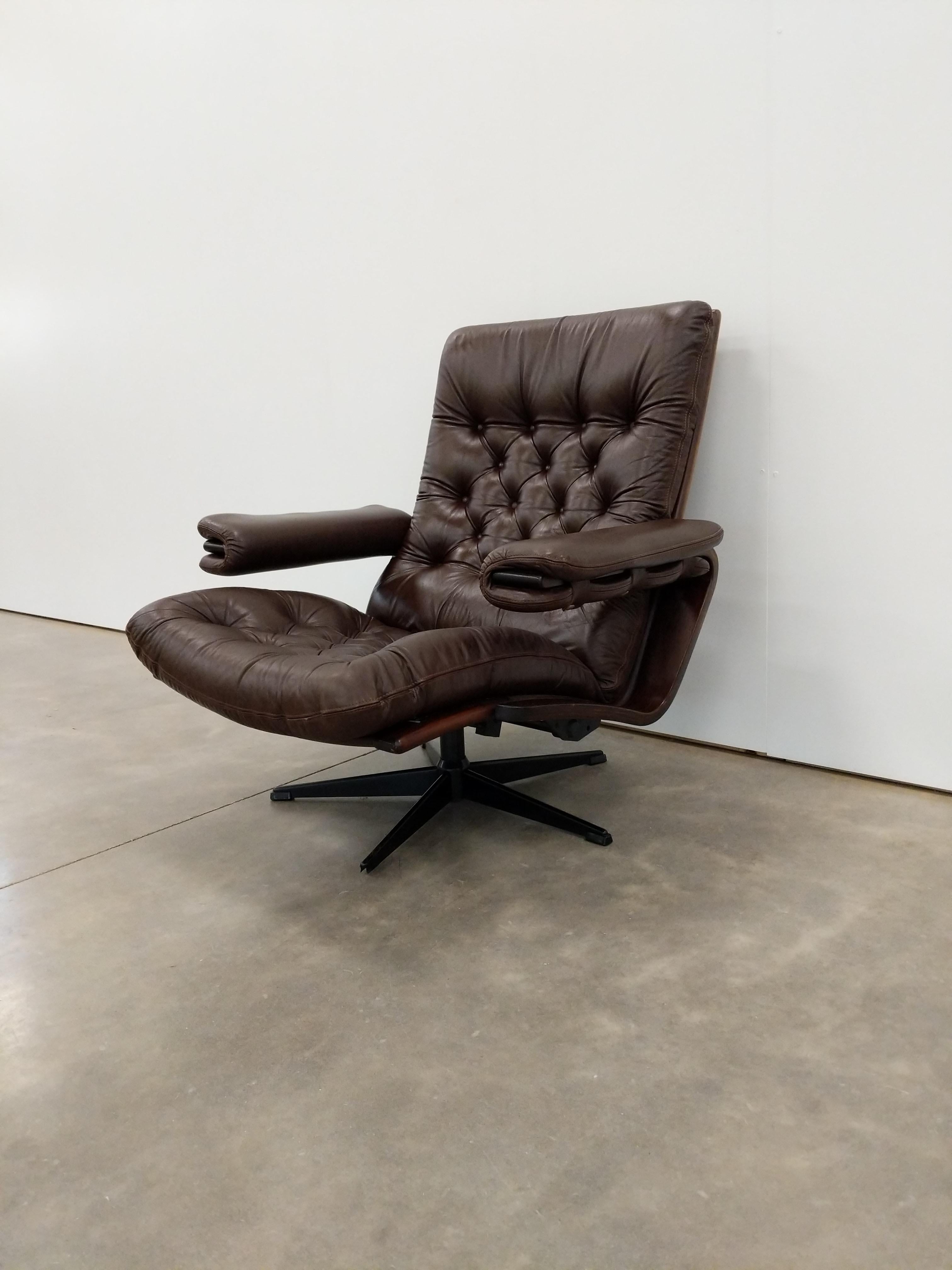Sillón moderno danés vintage de cuero de Coja siglo XX en venta