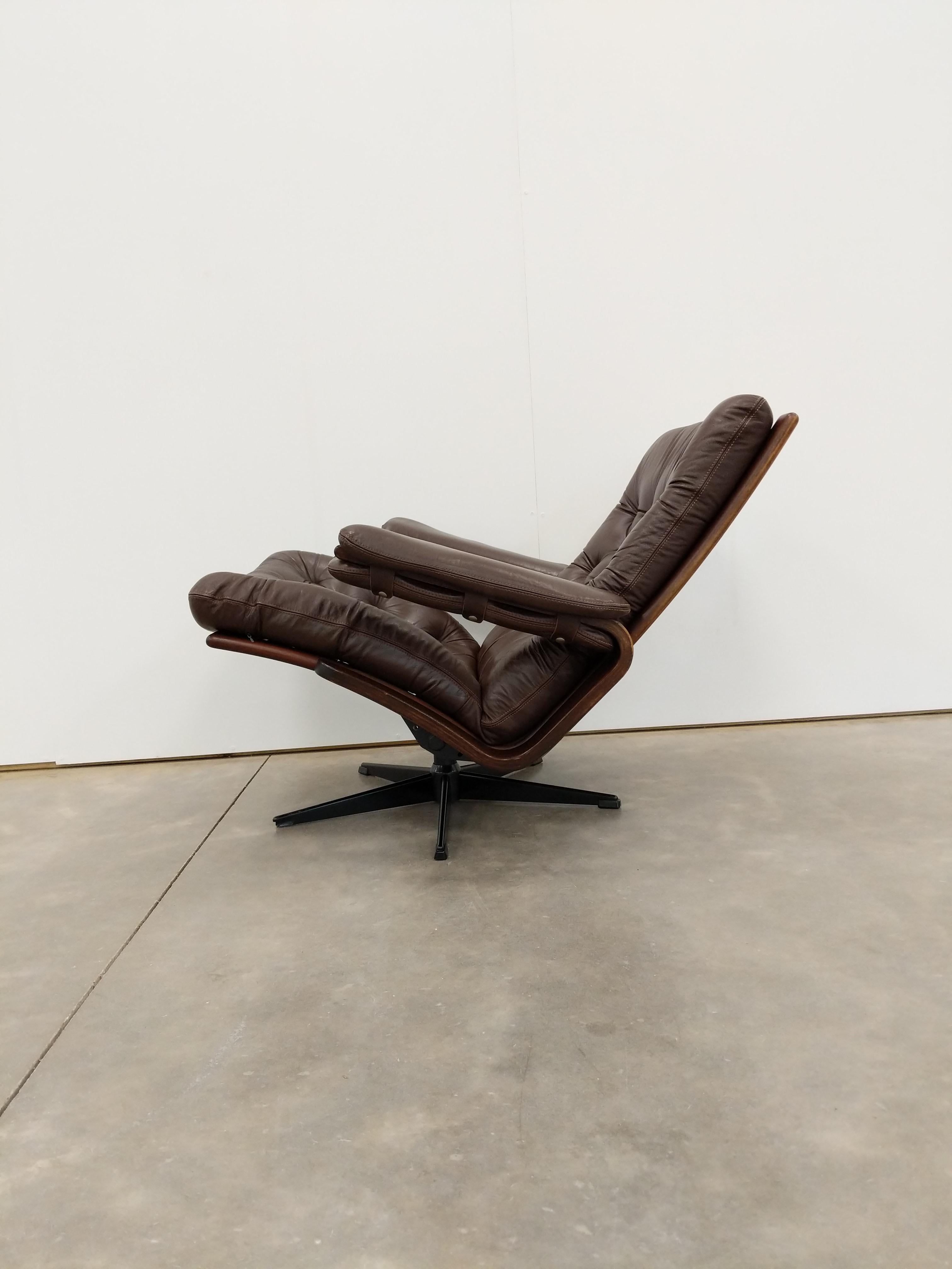 Sillón moderno danés vintage de cuero de Coja Cuero en venta