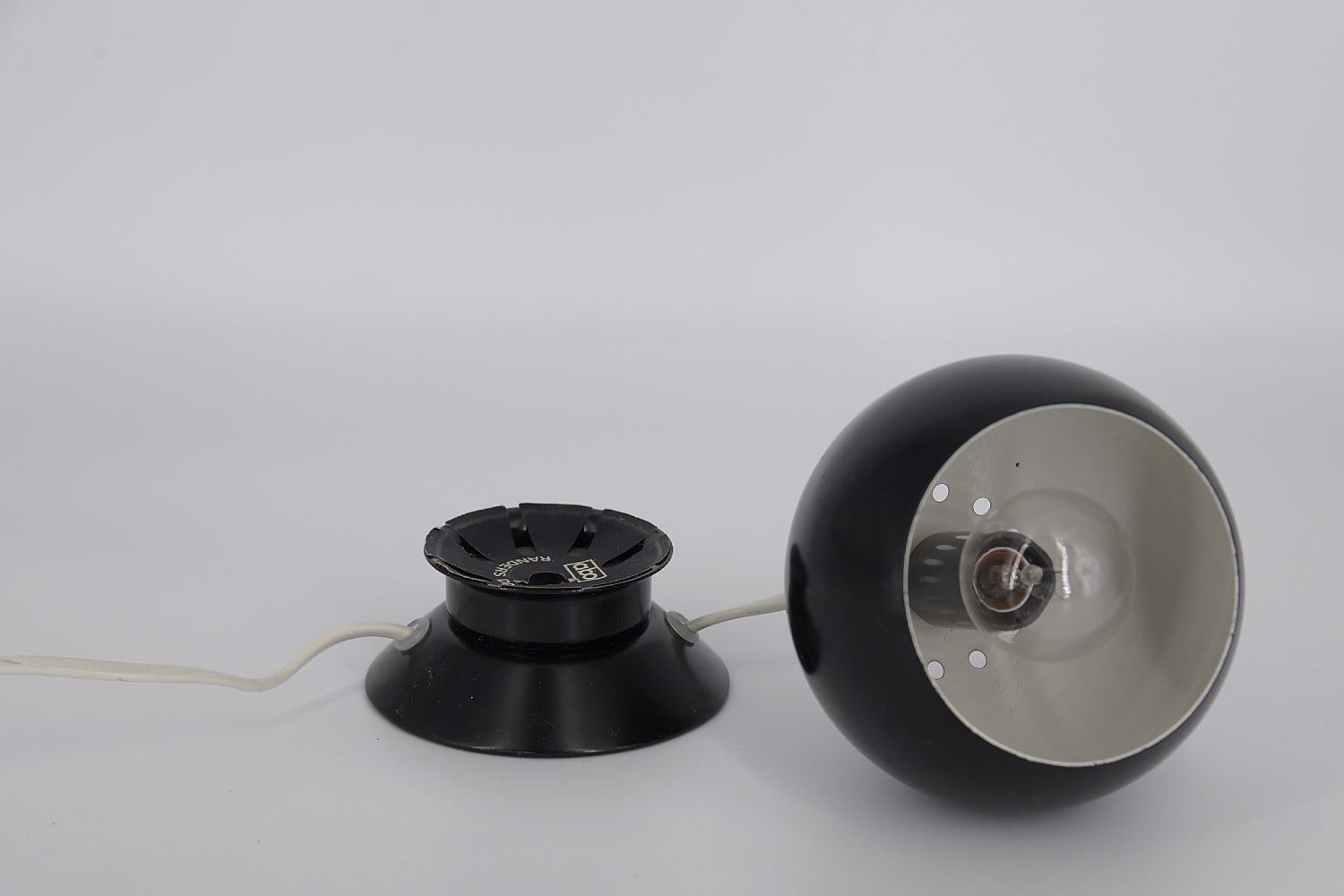Ère spatiale Lampe de bureau vintage magnétique danoise moderne mi-siècle moderne H.63, années 1960 en vente