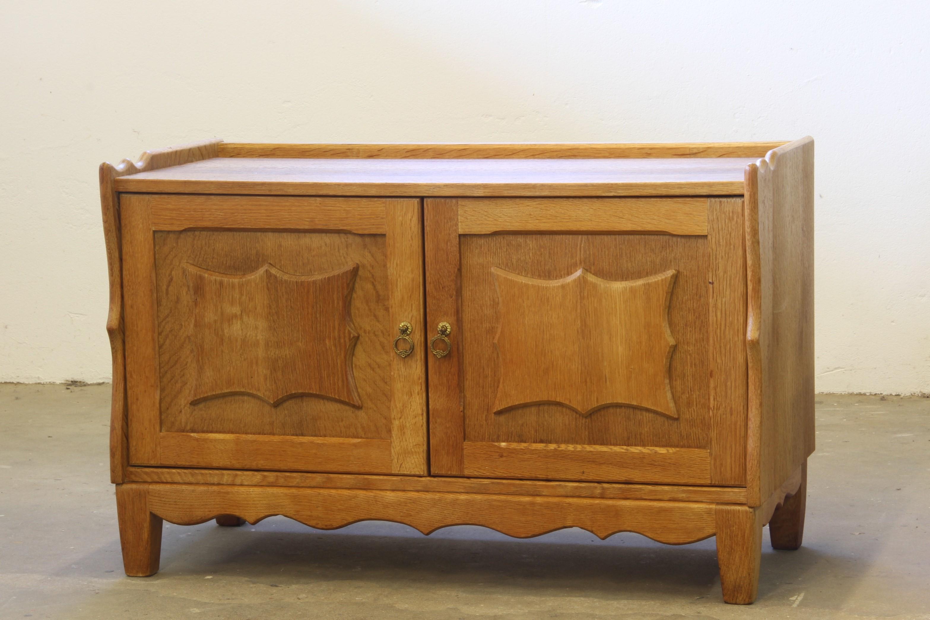 Vintage Danish Modern Oak Cabinets attributed Kjærnulf, 1960s. Set of 2 For Sale 5