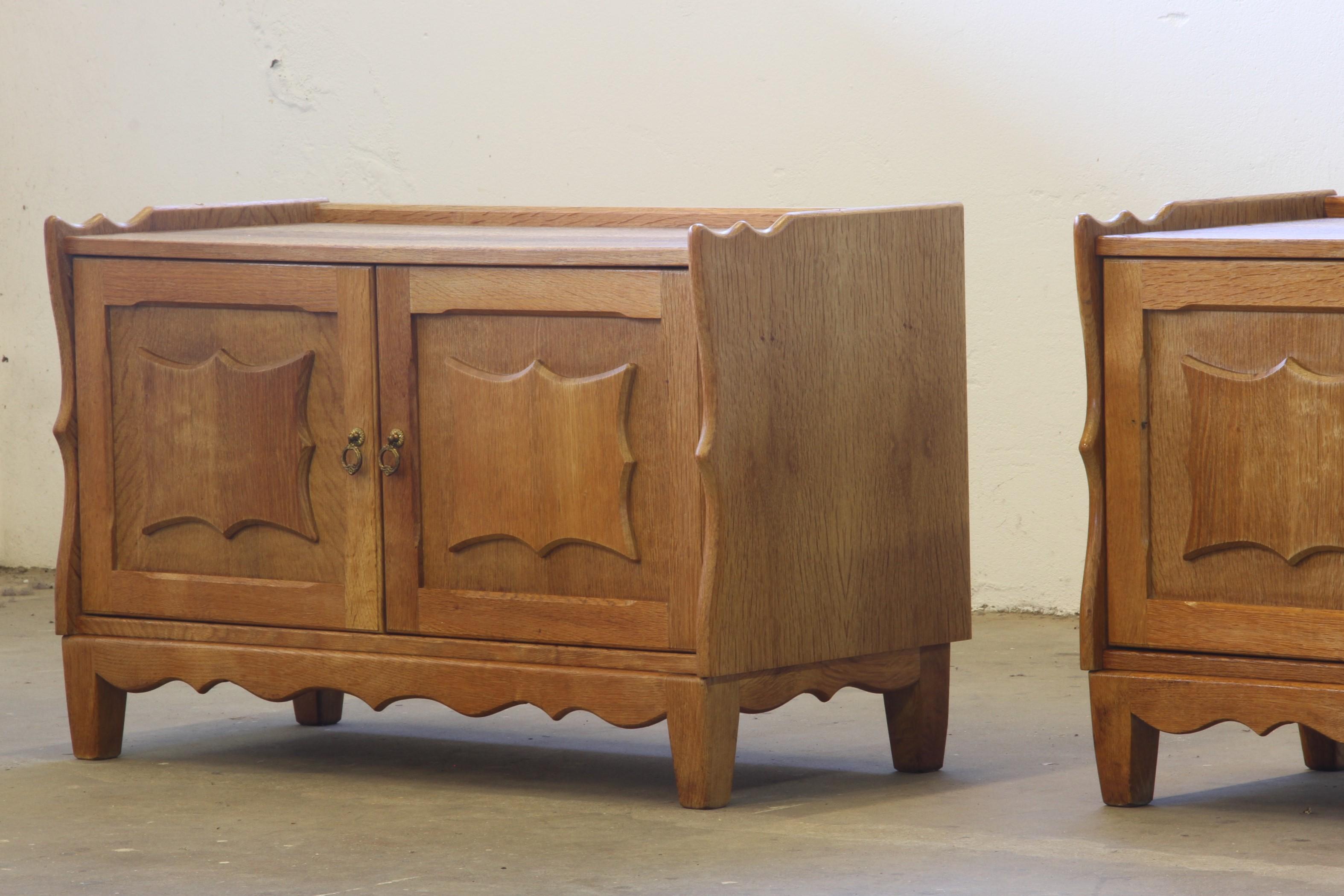 Vintage Danish Modern Oak Cabinets attributed Kjærnulf, 1960s. Set of 2 In Good Condition For Sale In Store Heddinge, DK