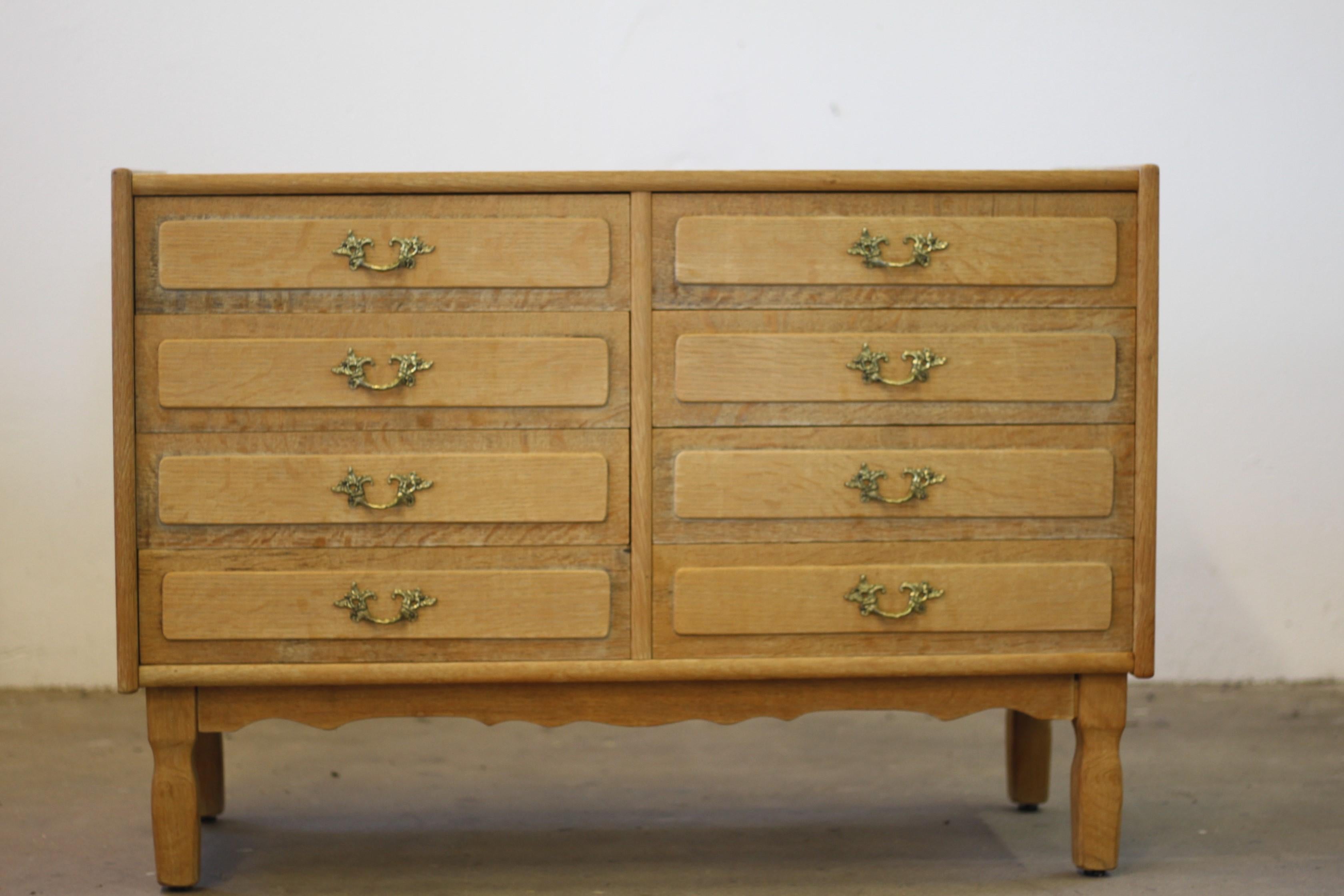 Armadi moderni danesi d'epoca in Oak, stile Kjærnulf, anni '60. Set di 2 in vendita 8