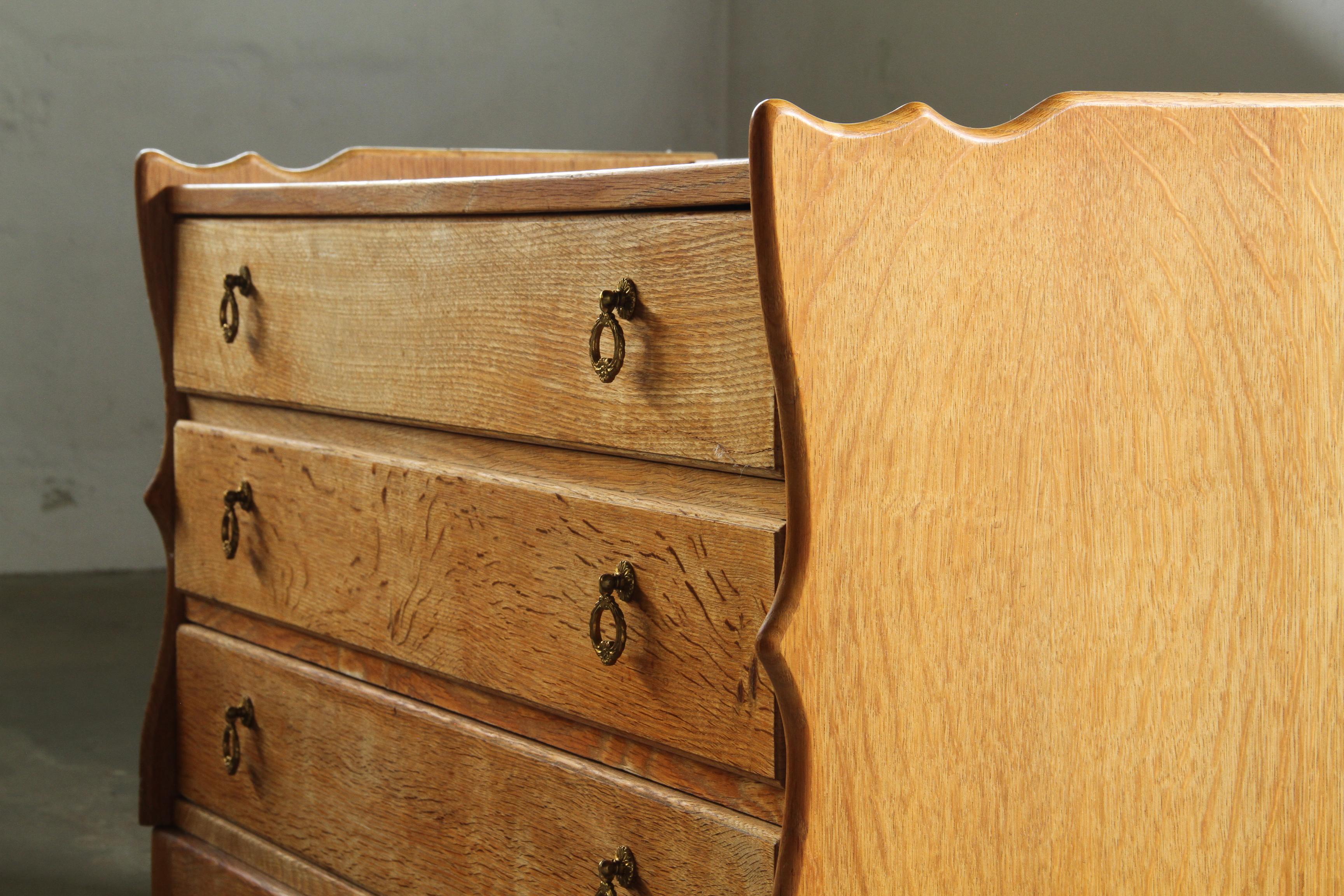 Vintage Danish Modern Oak Dresser zugeschrieben Kjærnulf, 1960er Jahre im Angebot 7