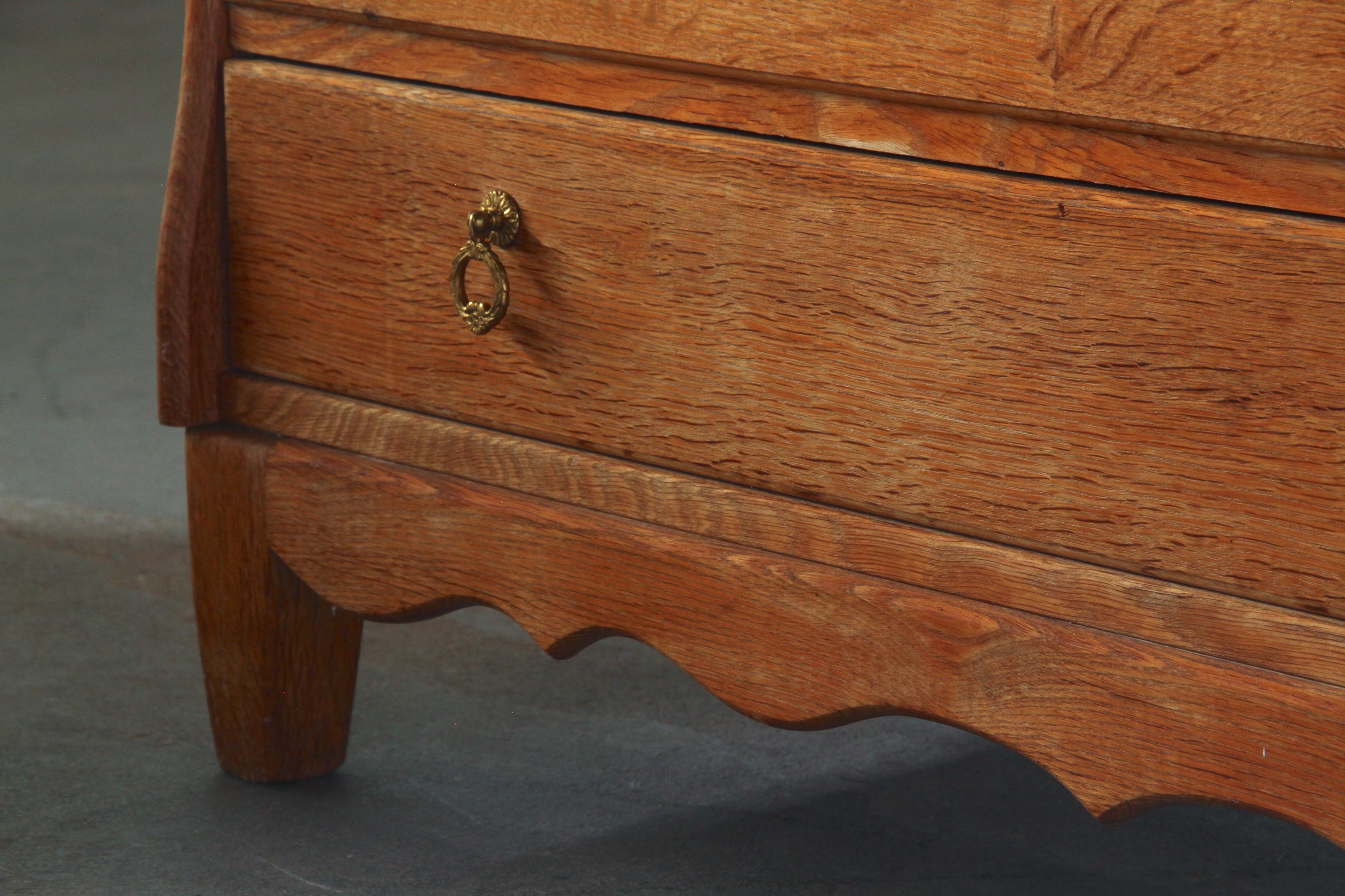 Vintage Danish Modern Oak Dresser zugeschrieben Kjærnulf, 1960er Jahre im Zustand „Gut“ im Angebot in Store Heddinge, DK