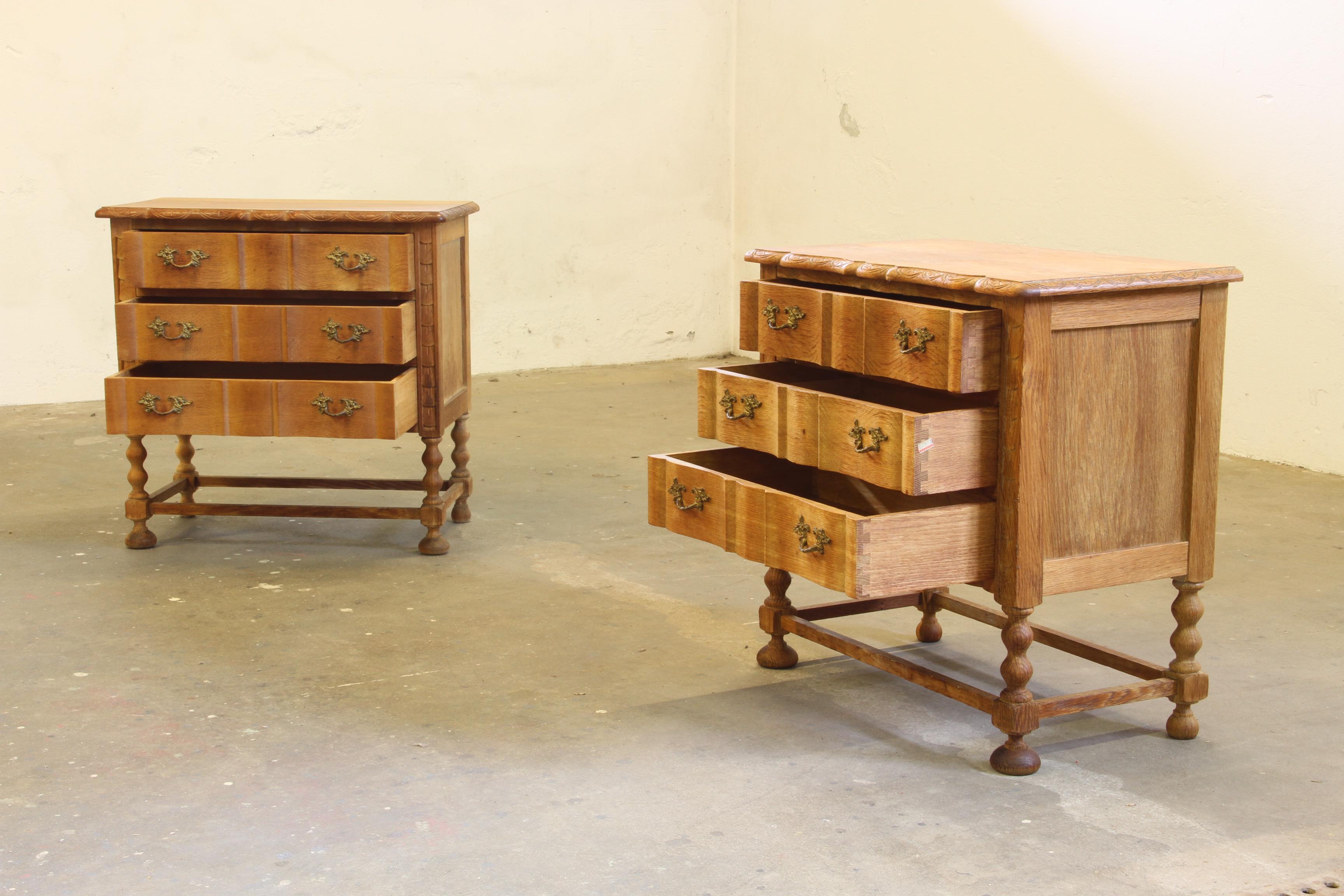 Vintage Danish Modern Oak Nightstands in the style of Henning Kjærnulf, 1960s, S For Sale 6