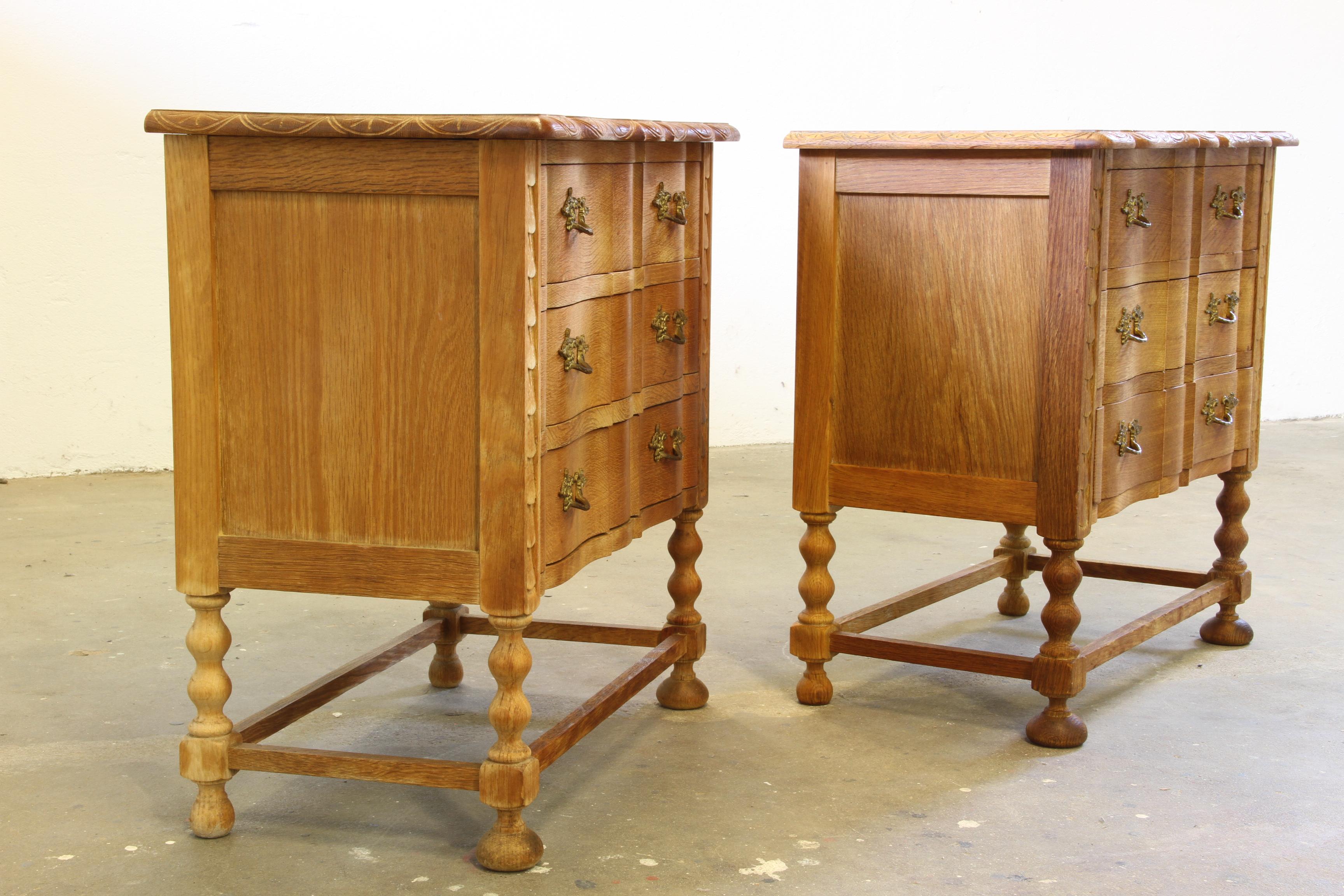 Vintage Danish Modern Oak Nightstands in the style of Henning Kjærnulf, 1960s, S For Sale 3