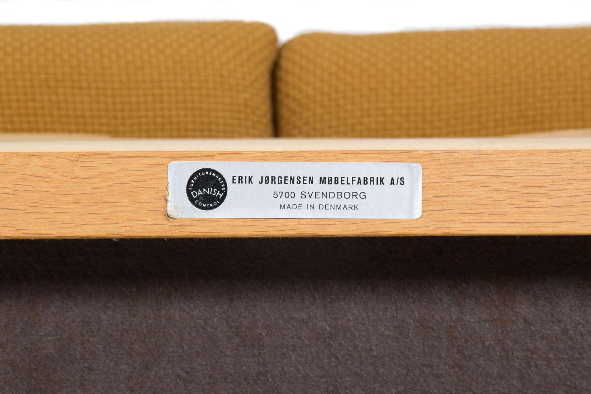 Canapé vintage moderne danois en chêne, tweed et cuir EJ315 par Erik Jørgensen en vente 5