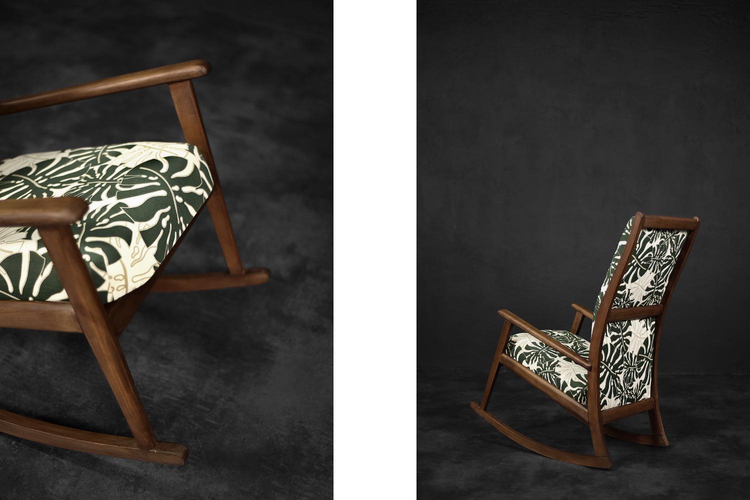 Vintage Danish Modern Rocking Chair in Wood and Monstera Leaf Pattern Fabric In Good Condition For Sale In Warszawa, Mazowieckie