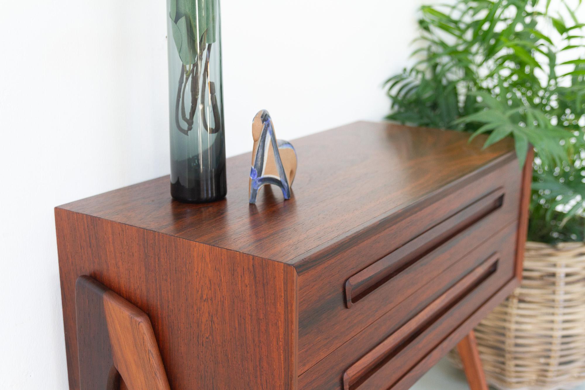 Vintage Danish Modern Rosewood Nightstand by AP Møbler Svenstrup, 1960s For Sale 10